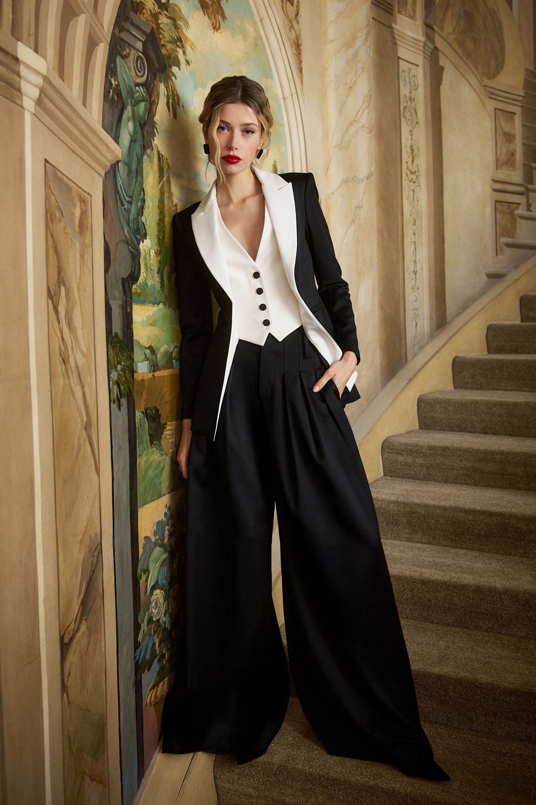 black silk long-sleeve collared structured buttoned blazer