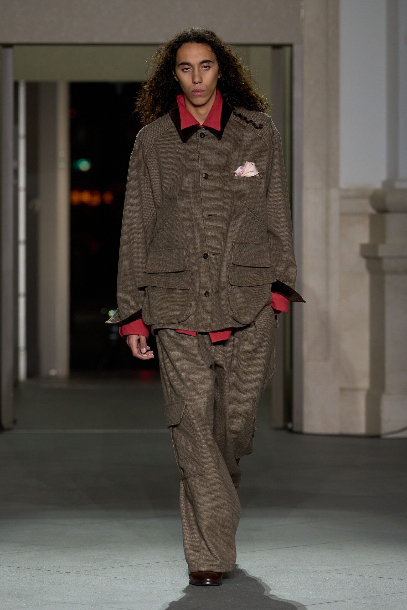 brown wool long-sleeve collared oversized buttoned pockets jacket