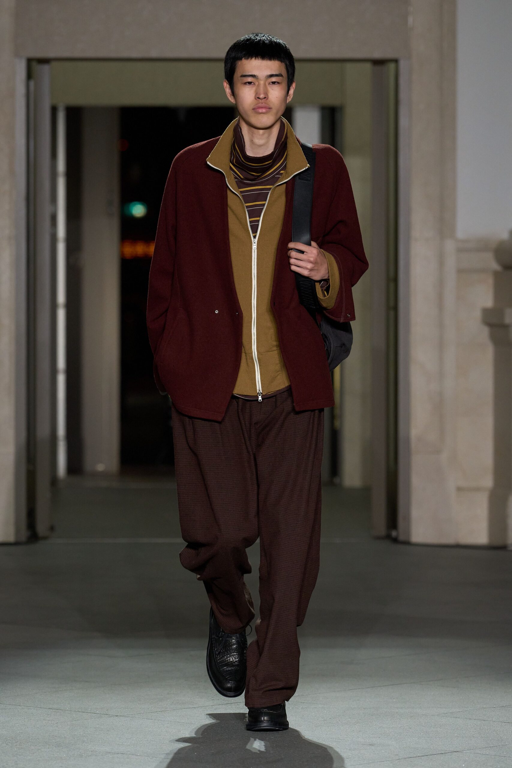maroon cotton long-sleeve collared relaxed jacket