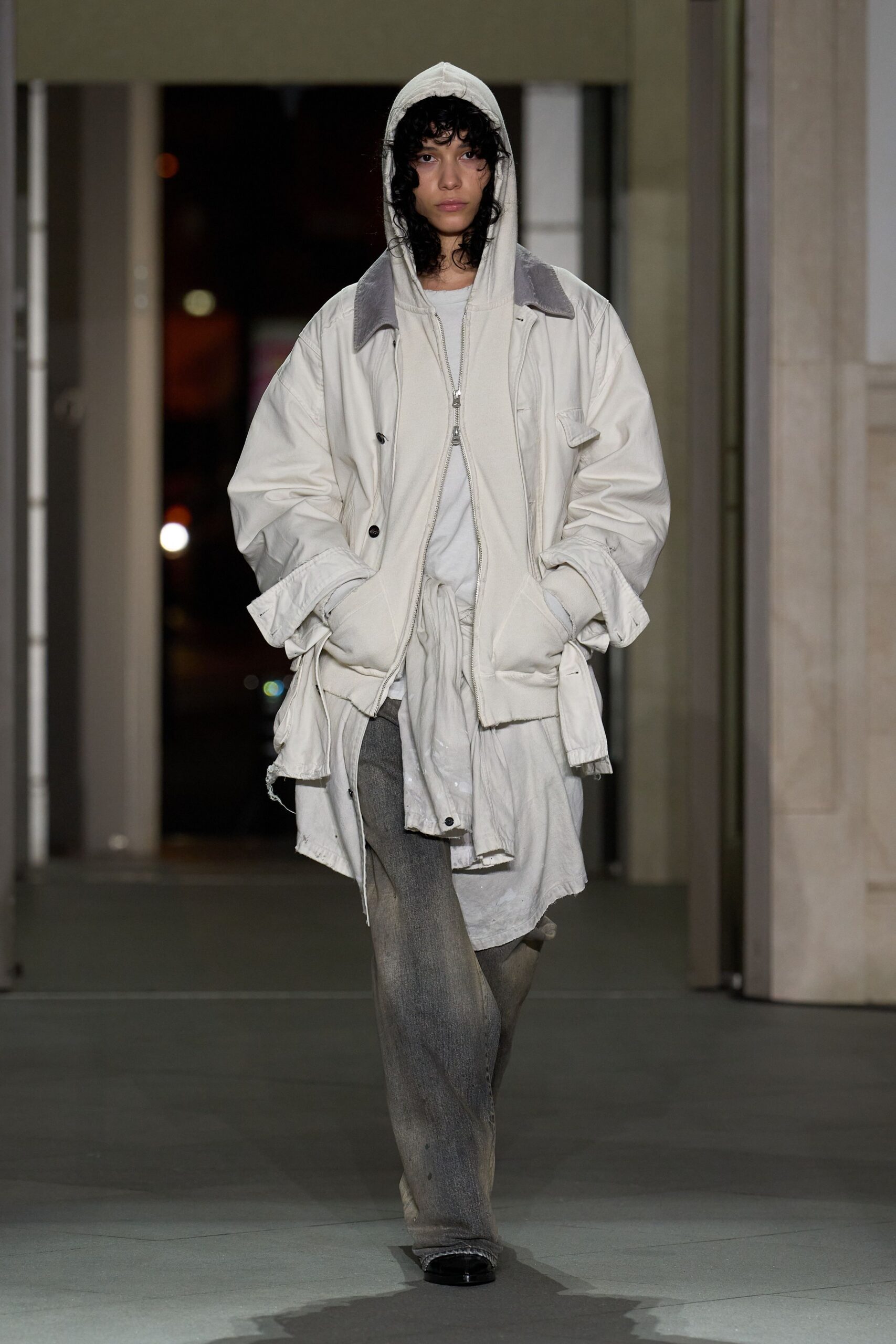 white cotton long-sleeve hooded relaxed zippered jacket