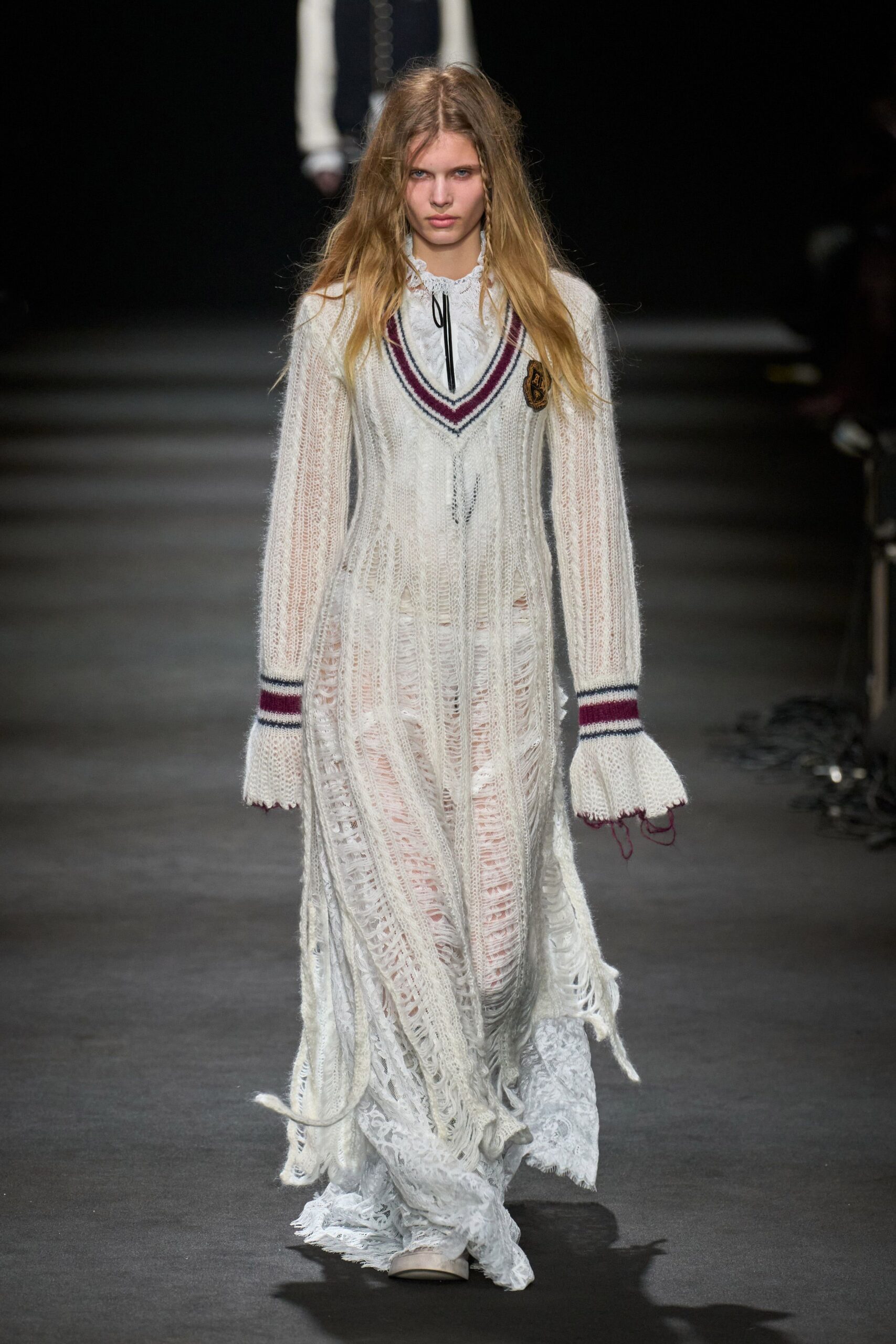 white fitted long-sleeve dress