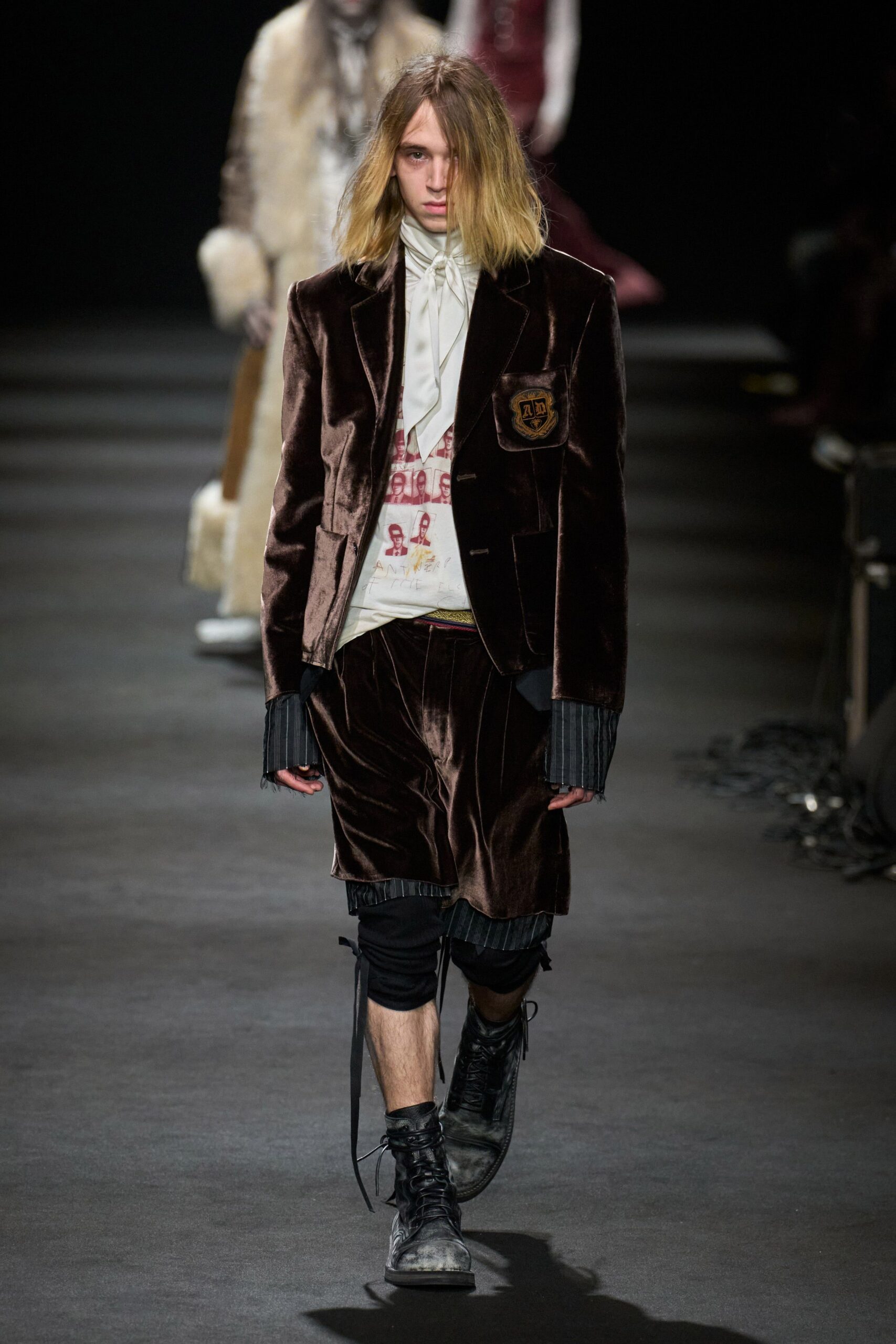 brown velvet tailored blazer