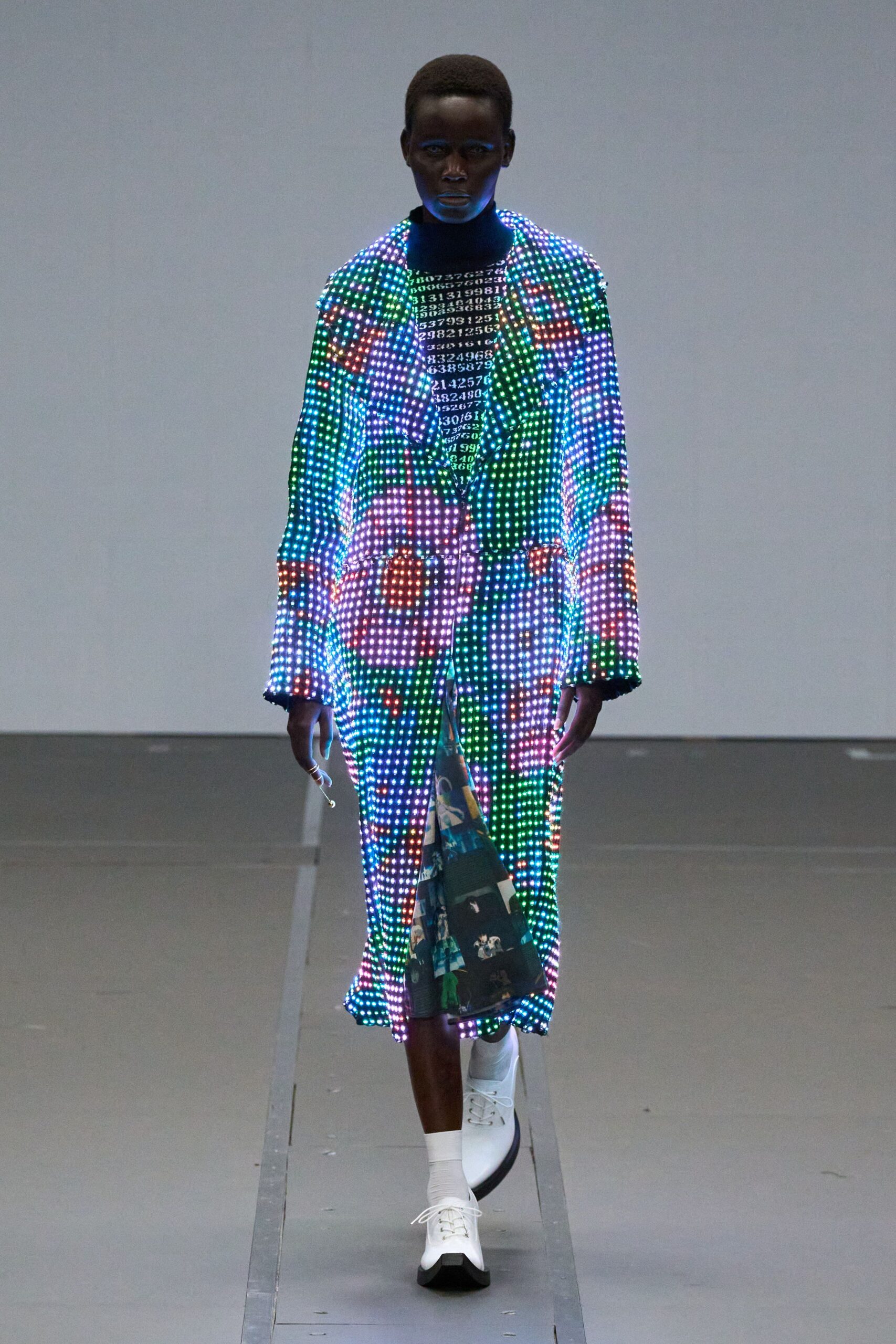 Anrealage Fall 2026 Ready-to-Wear Look 23