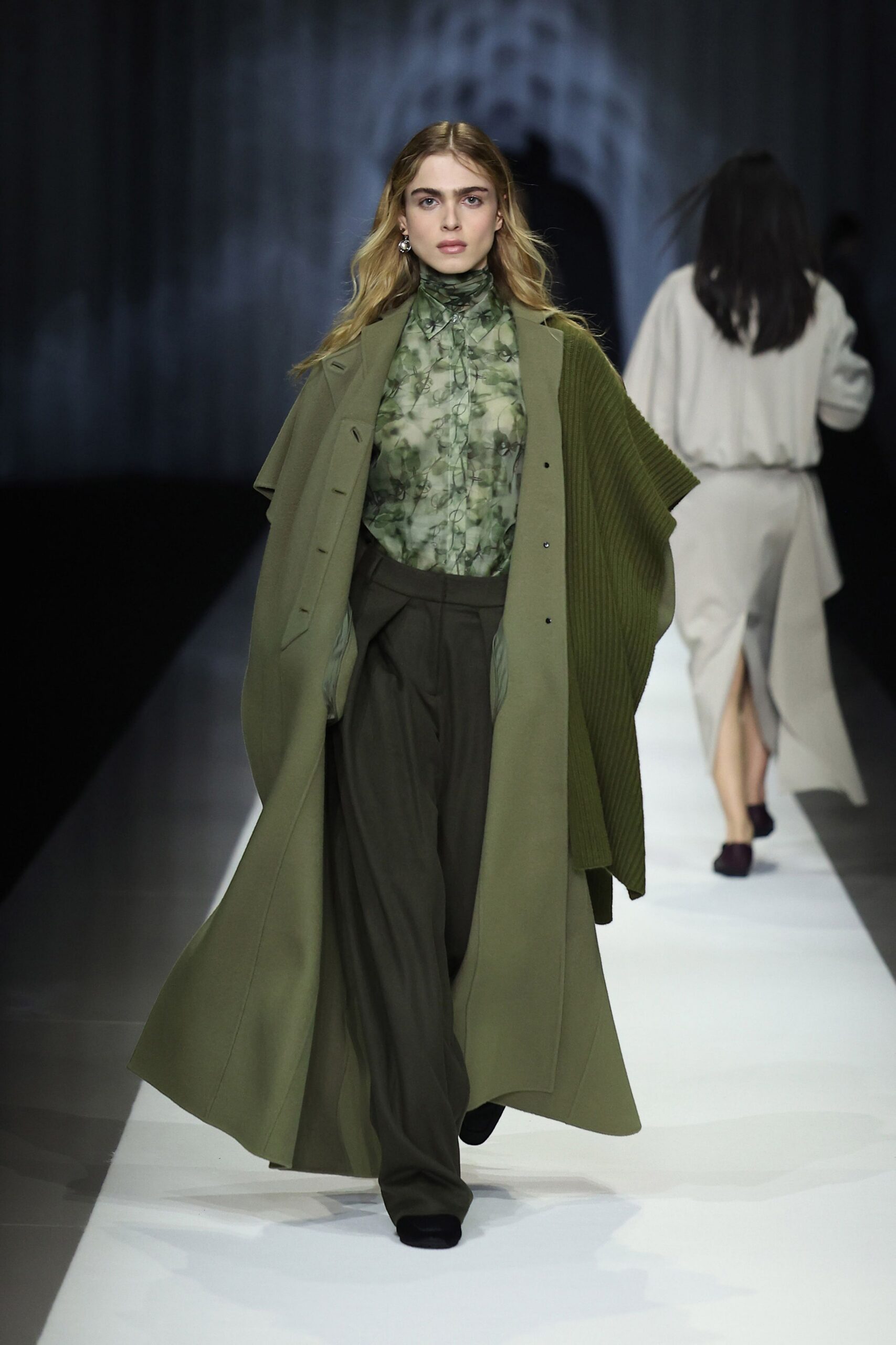 green silk long-sleeve collared fitted printed blouse