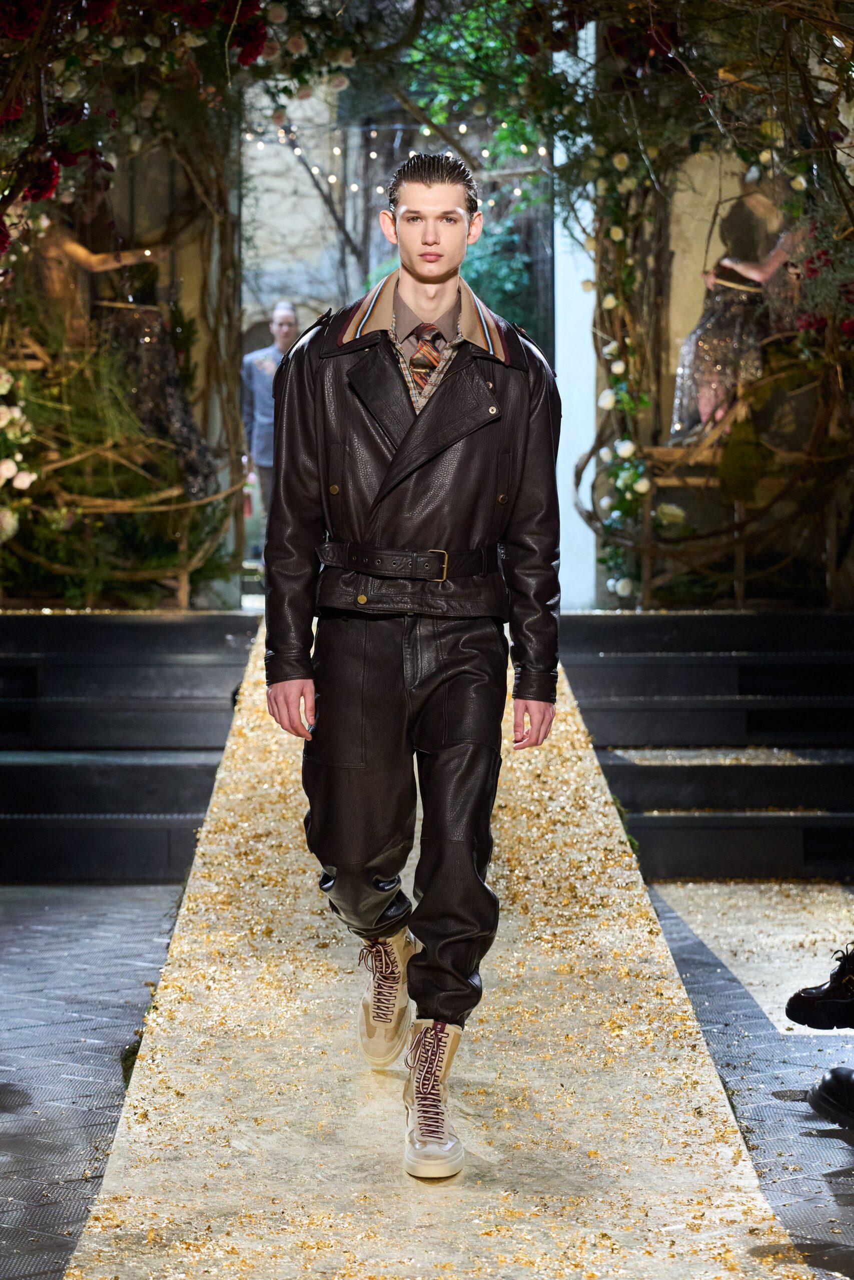 black leather fitted straight-leg pants