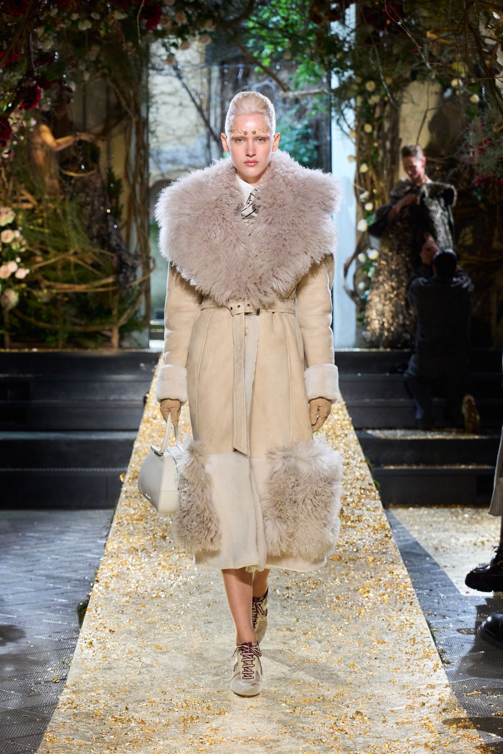 beige fur long-sleeve collared fitted belted layered coat