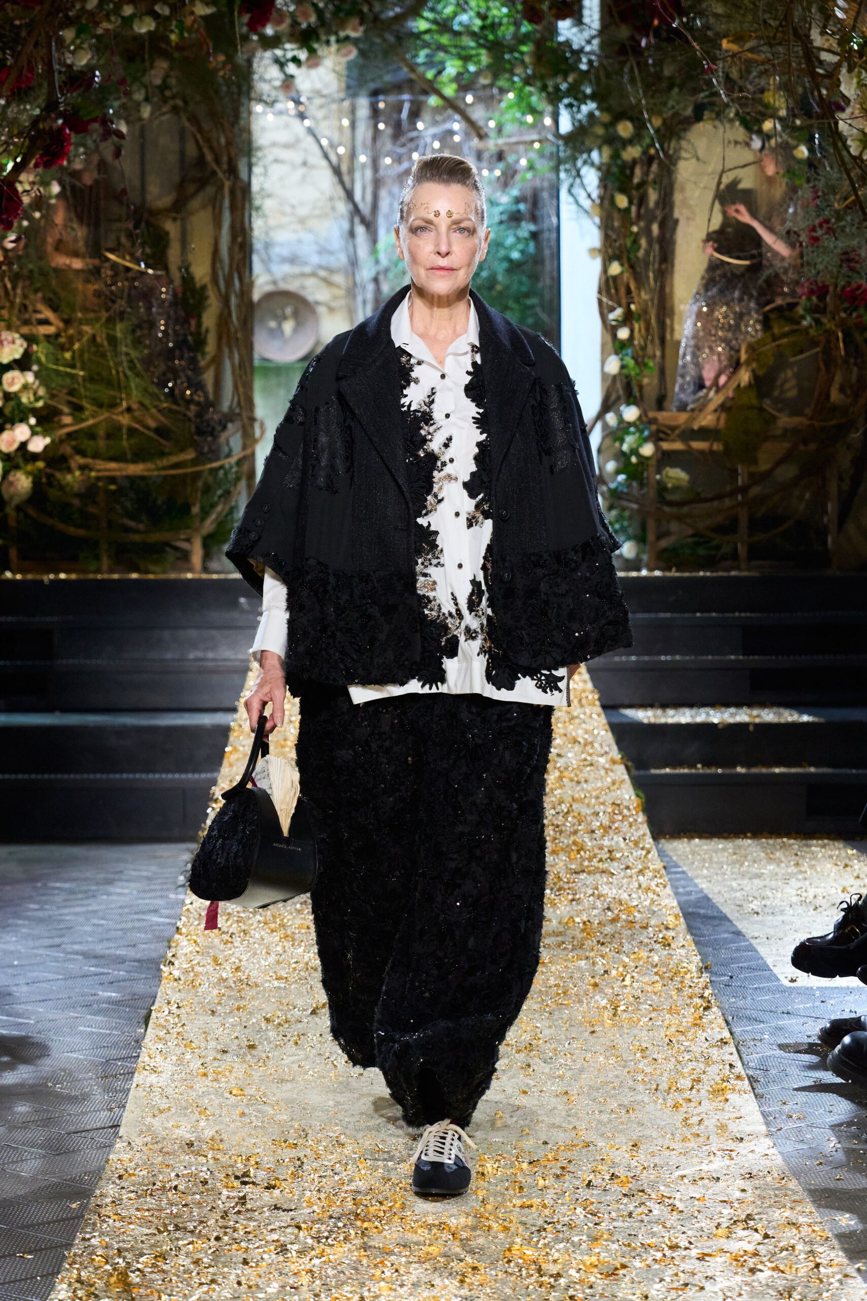 black silk long-sleeve collared relaxed layered embroidered jacket