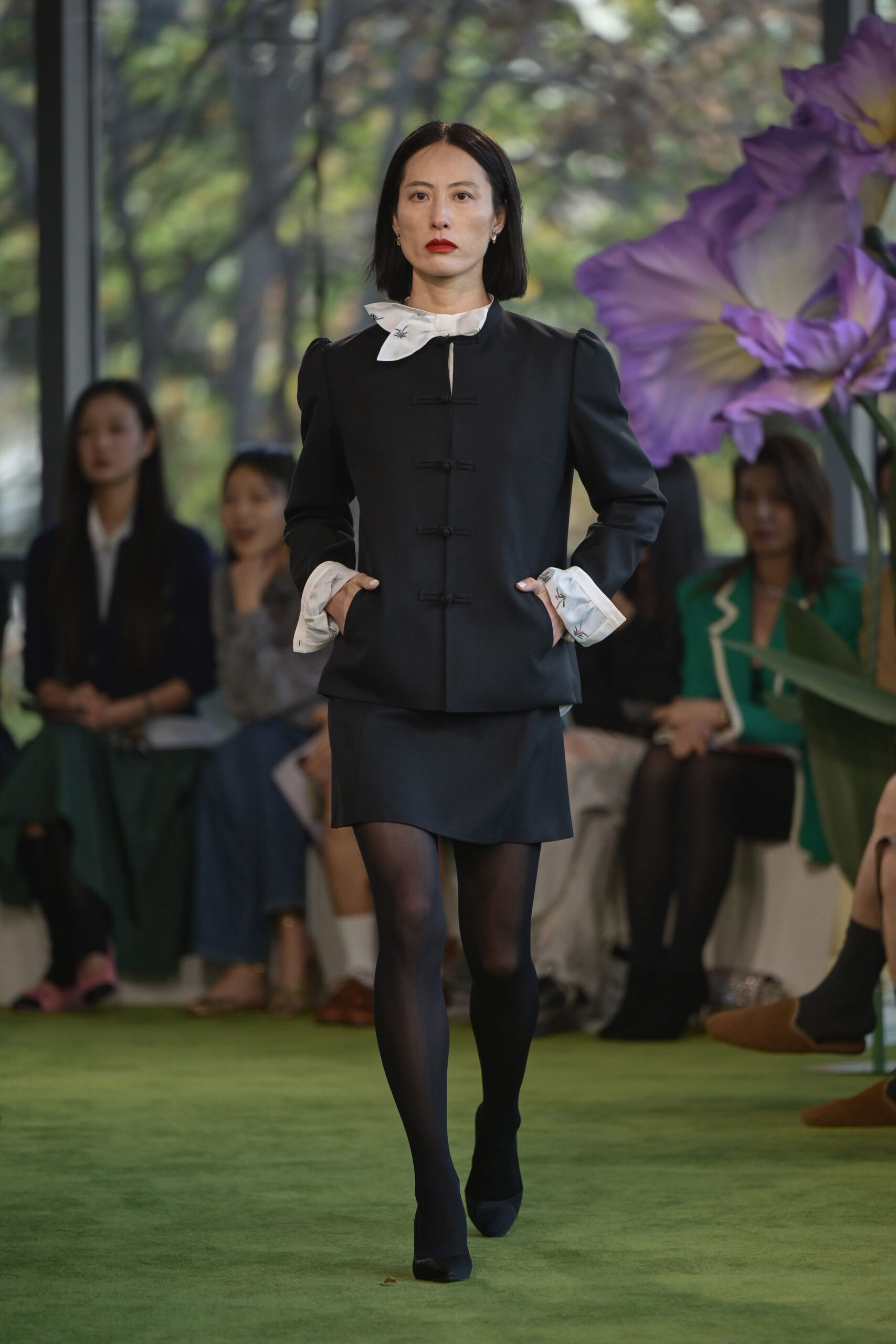black cotton fitted straight-leg mini skirt