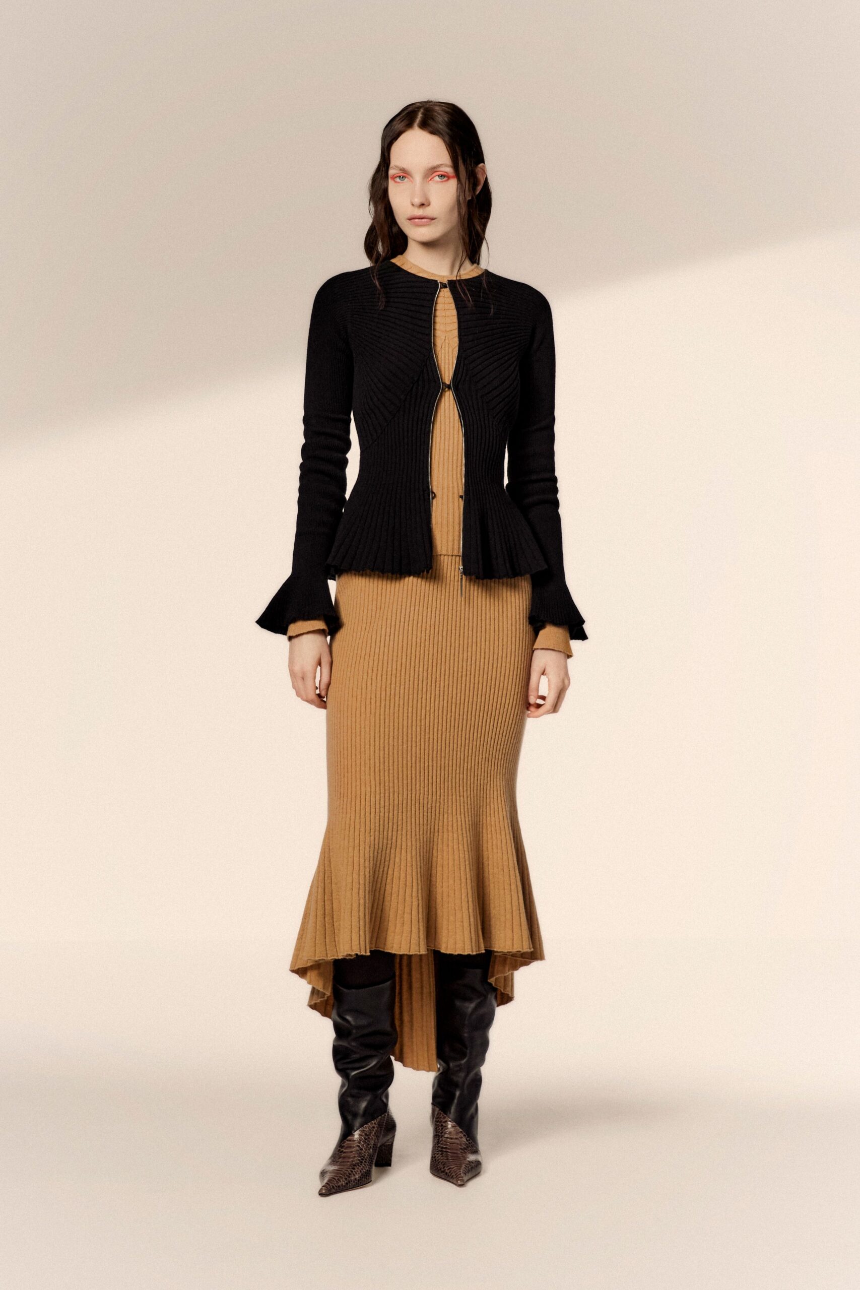 black knit long-sleeve collared fitted ribbed cardigan