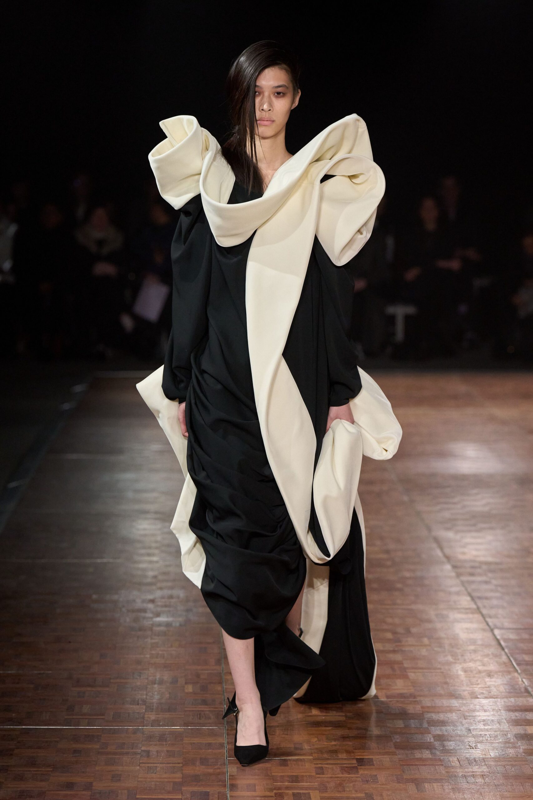 Area Fall 2026 Ready-to-Wear Look 42