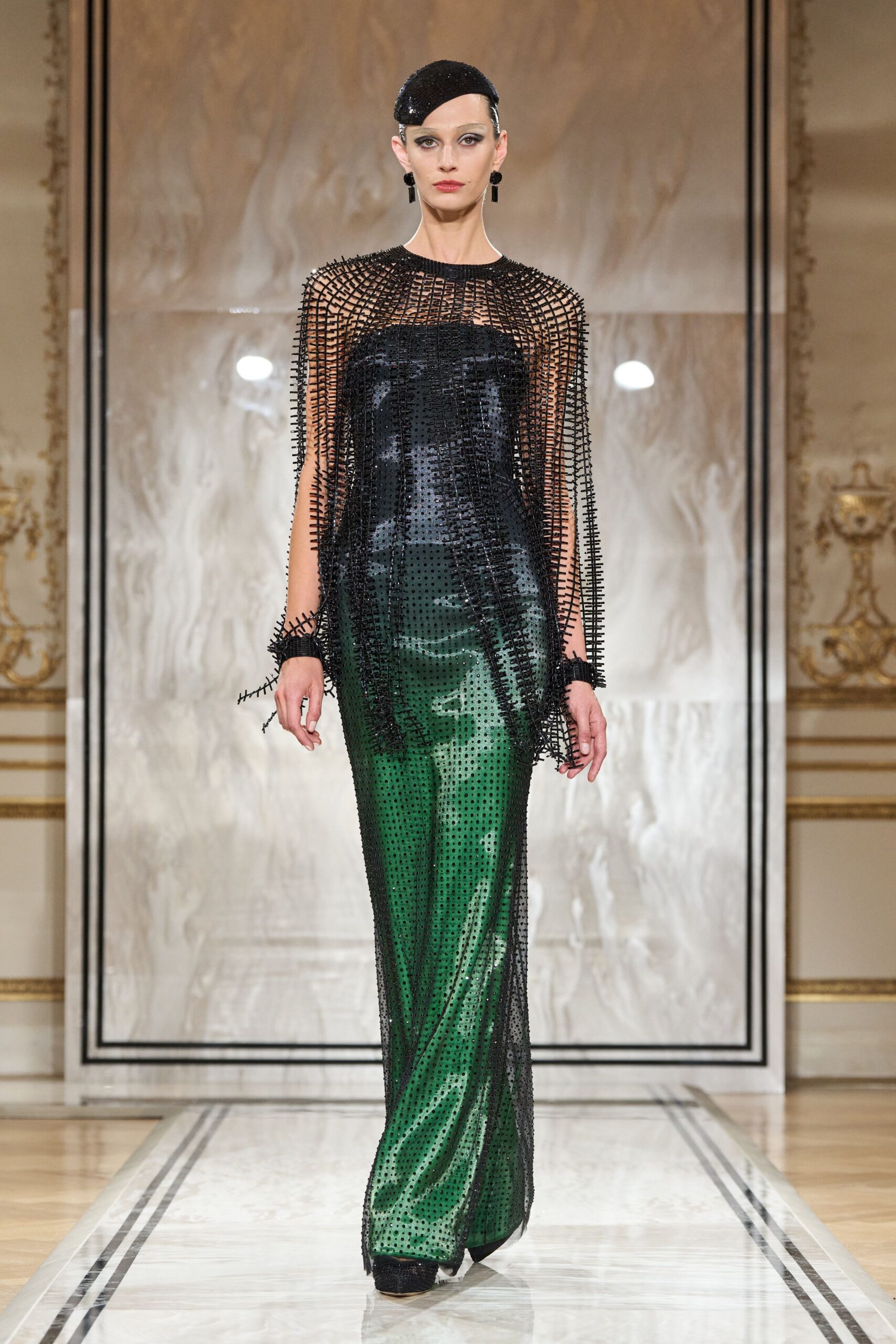 Armani Privé Fall 2025 Couture Look 8