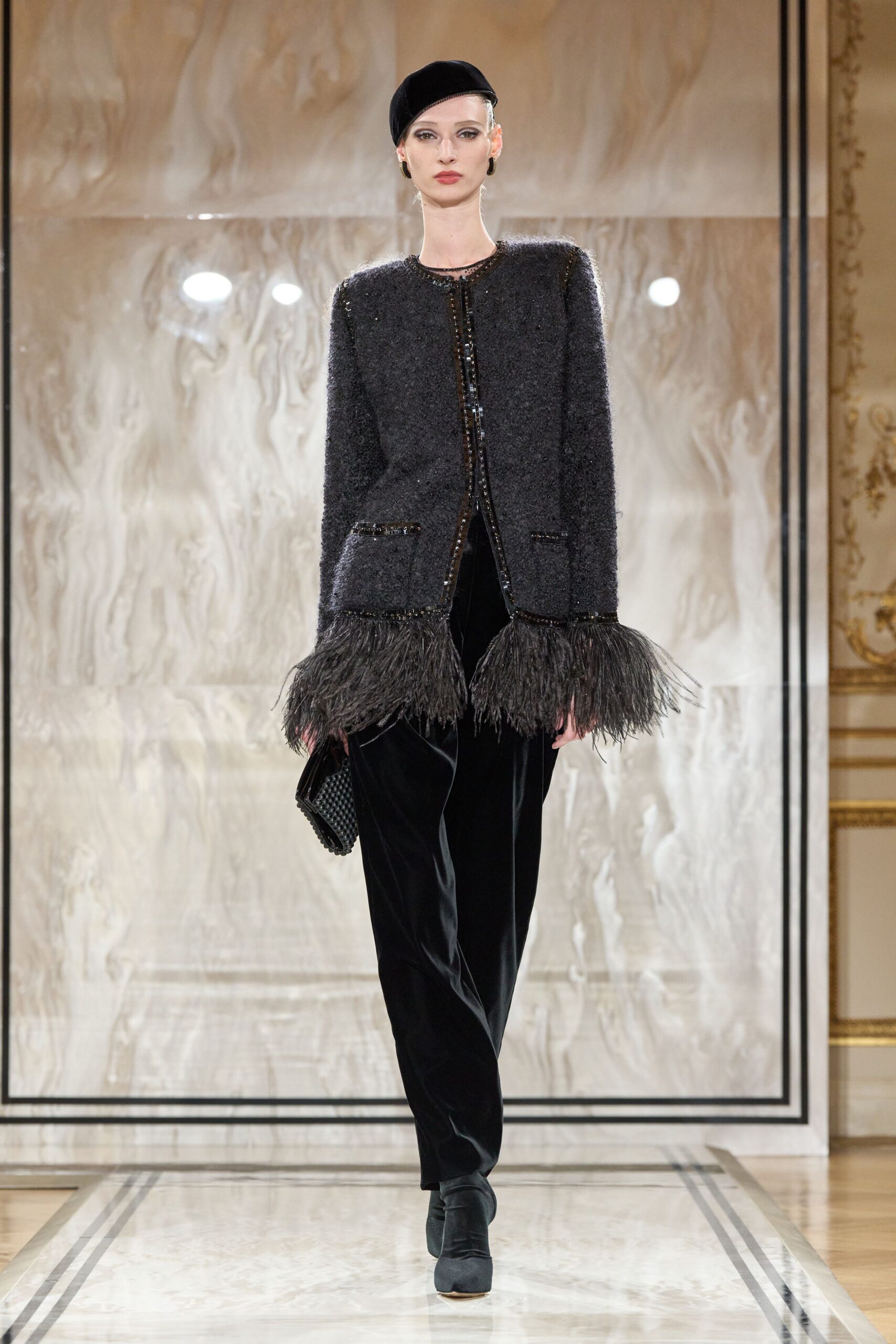 gray tweed long-sleeve collared fitted fringed buttoned jacket