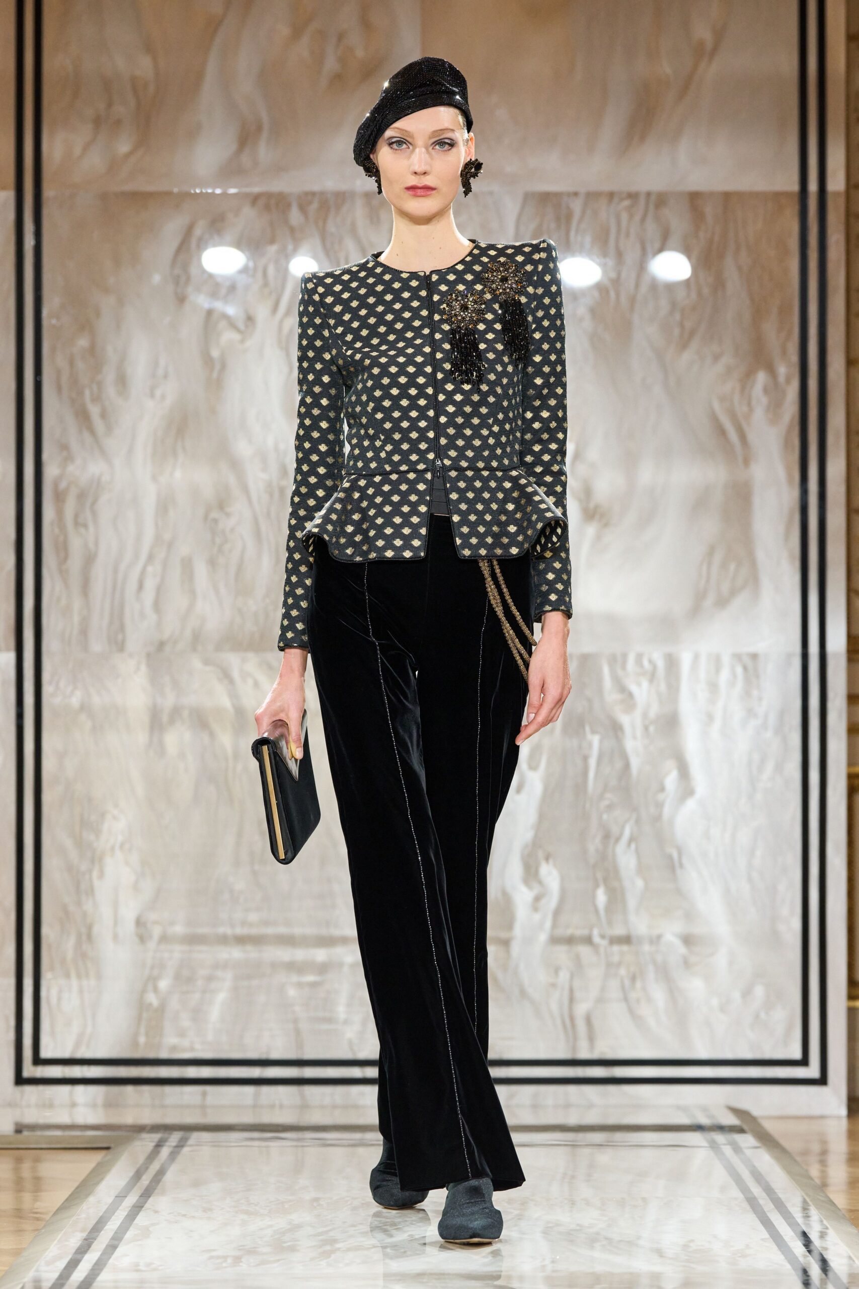 black silk long-sleeve collared fitted buttoned printed jacket