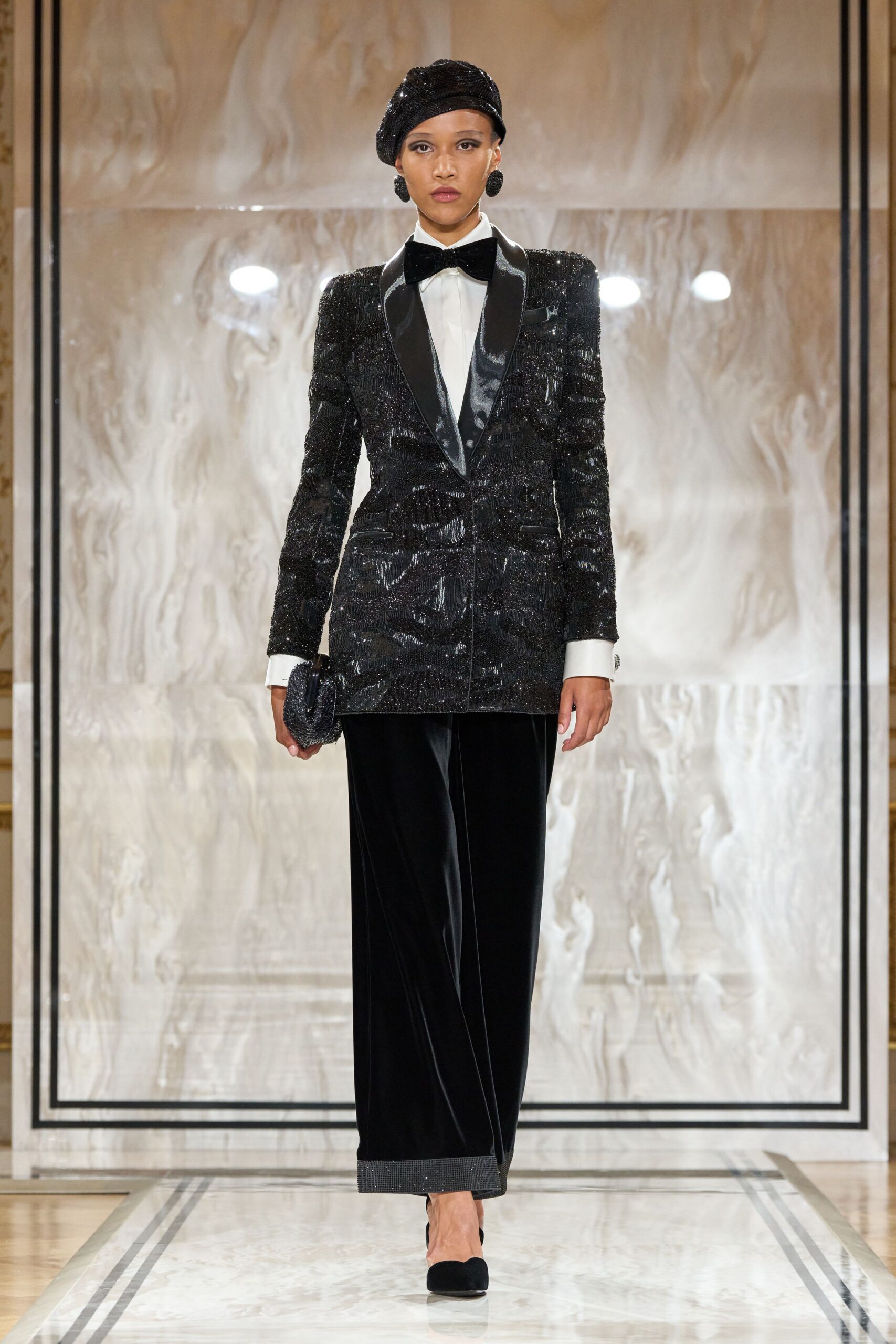 black velvet long-sleeve collared tailored sequined shiny blazer