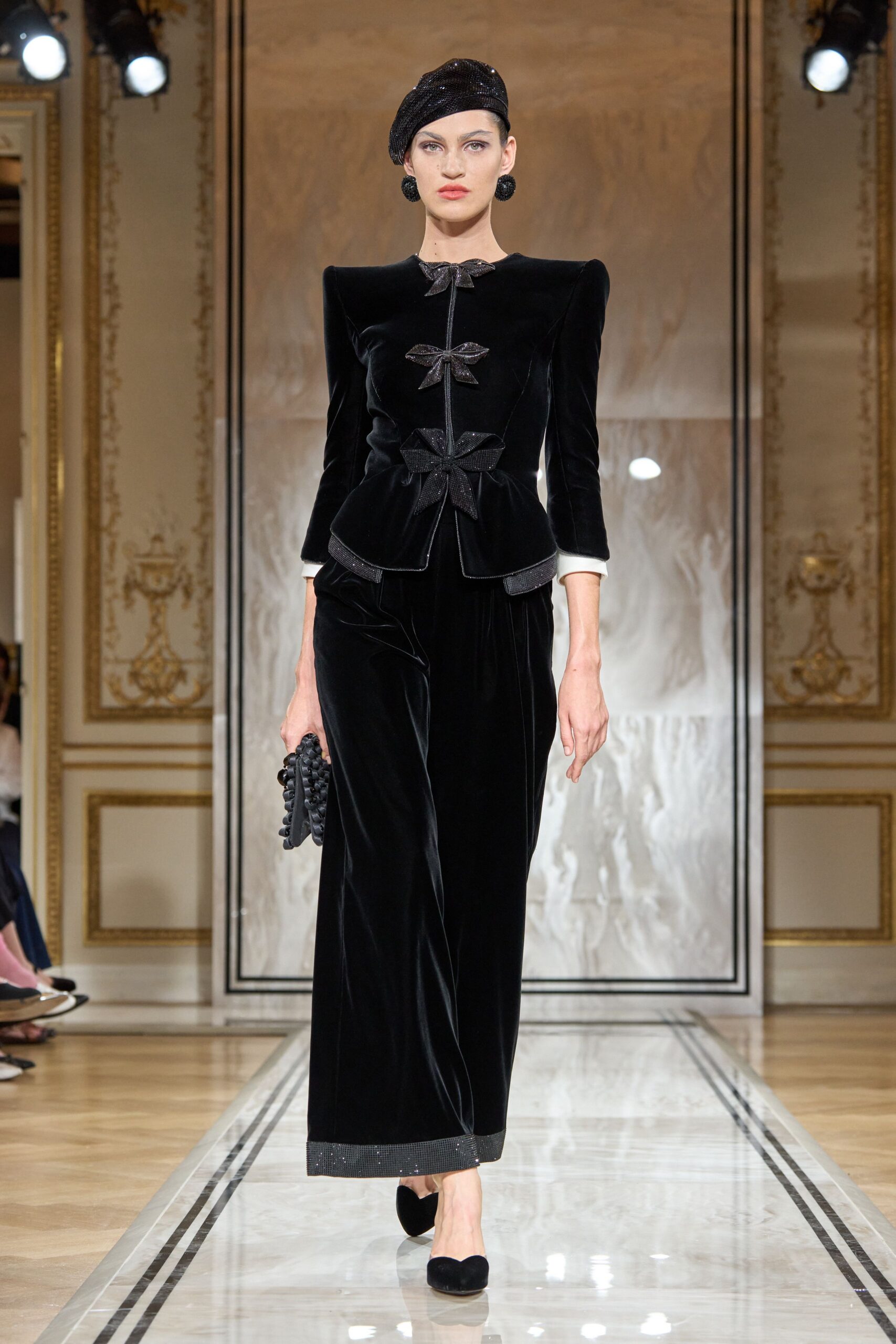 Armani Privé Fall 2025 Couture Look 70