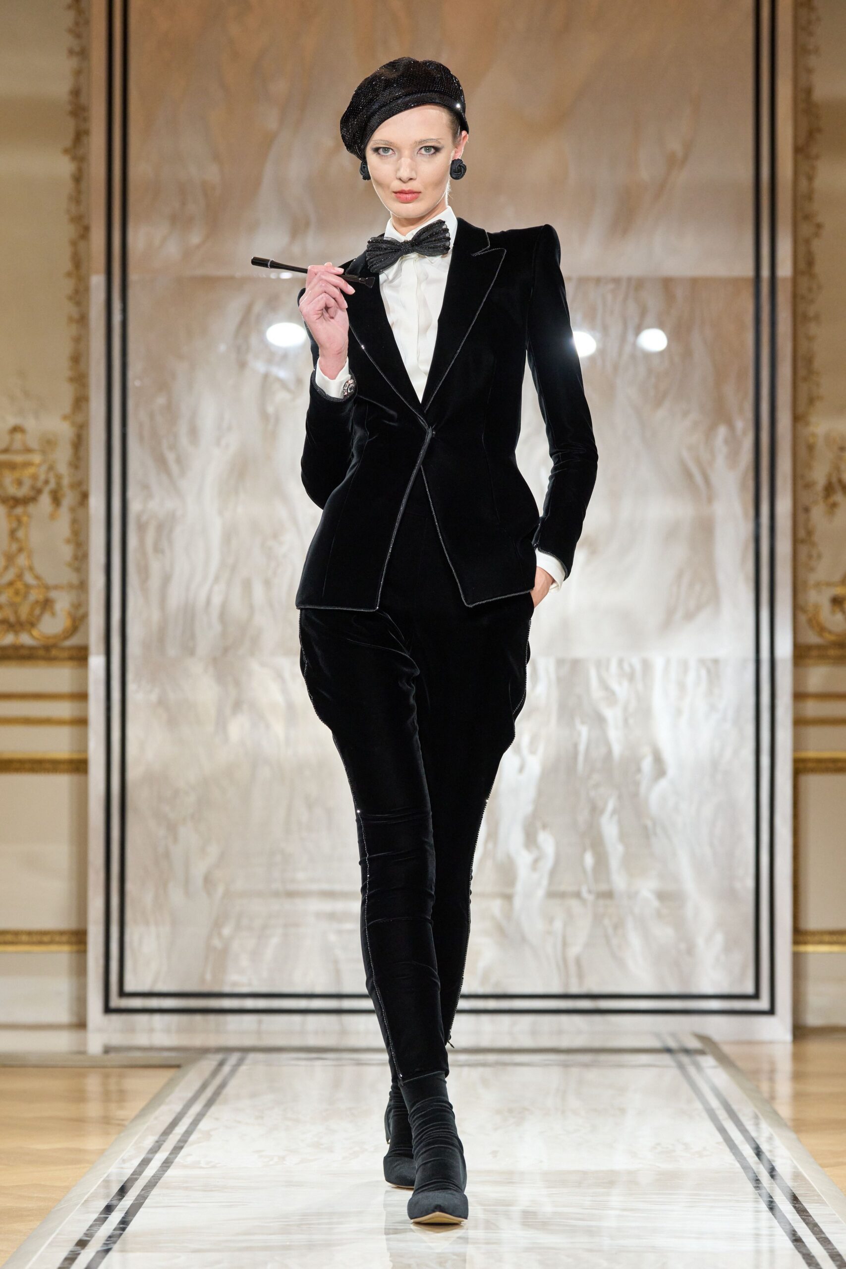 Armani Privé Fall 2025 Couture Look 71