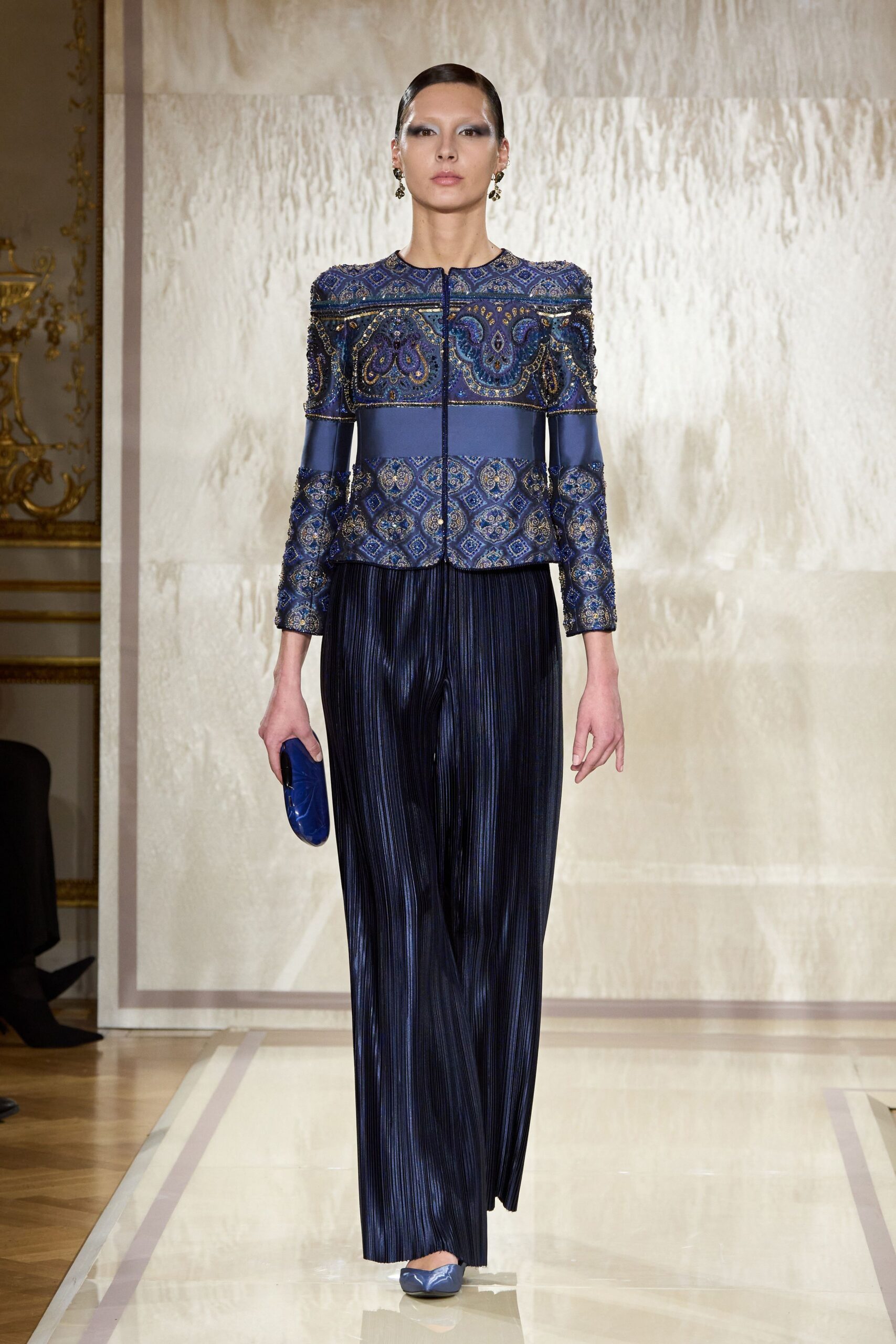 blue silk long-sleeve collared fitted embroidered jacket