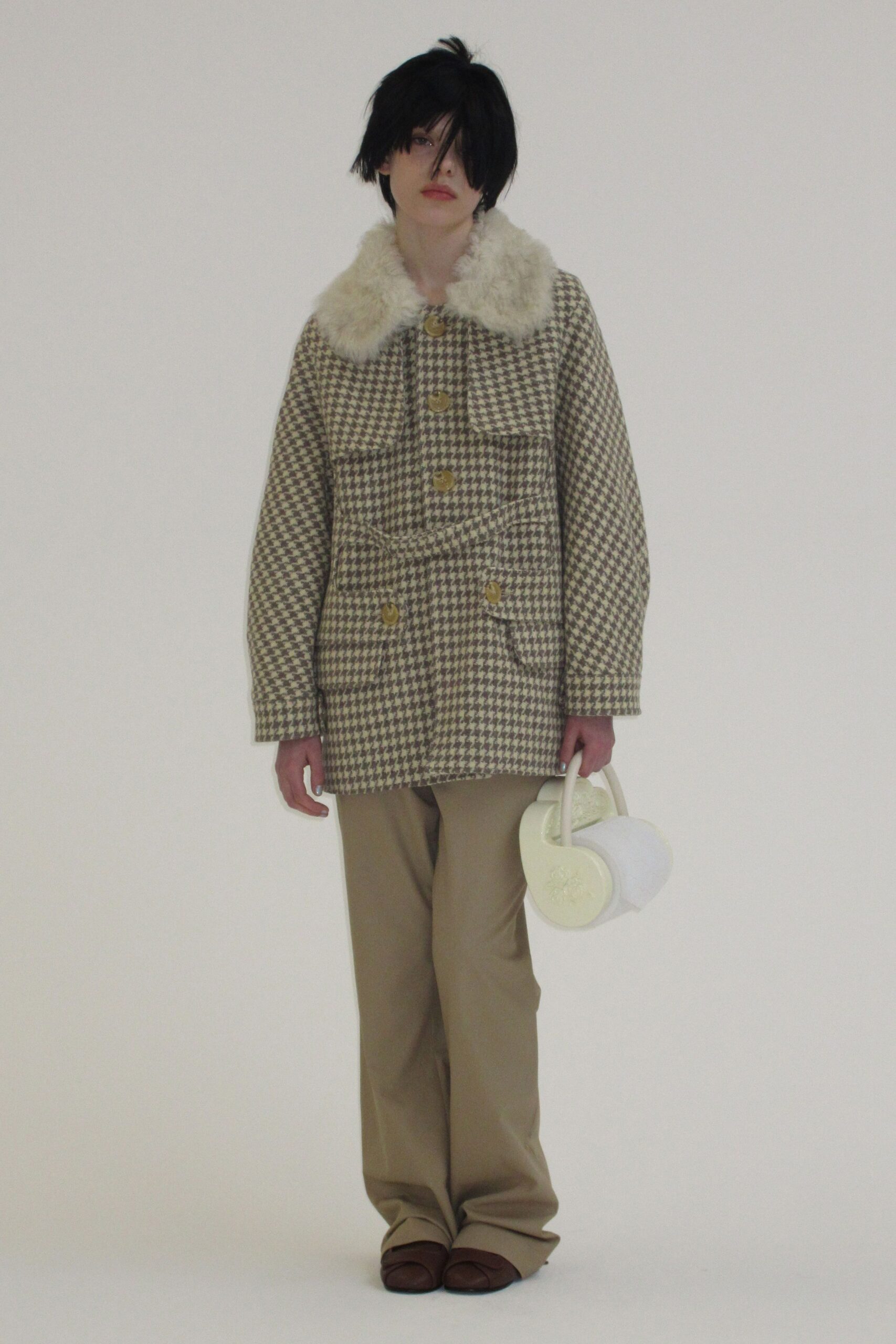 beige wool long-sleeve collared relaxed checked jacket