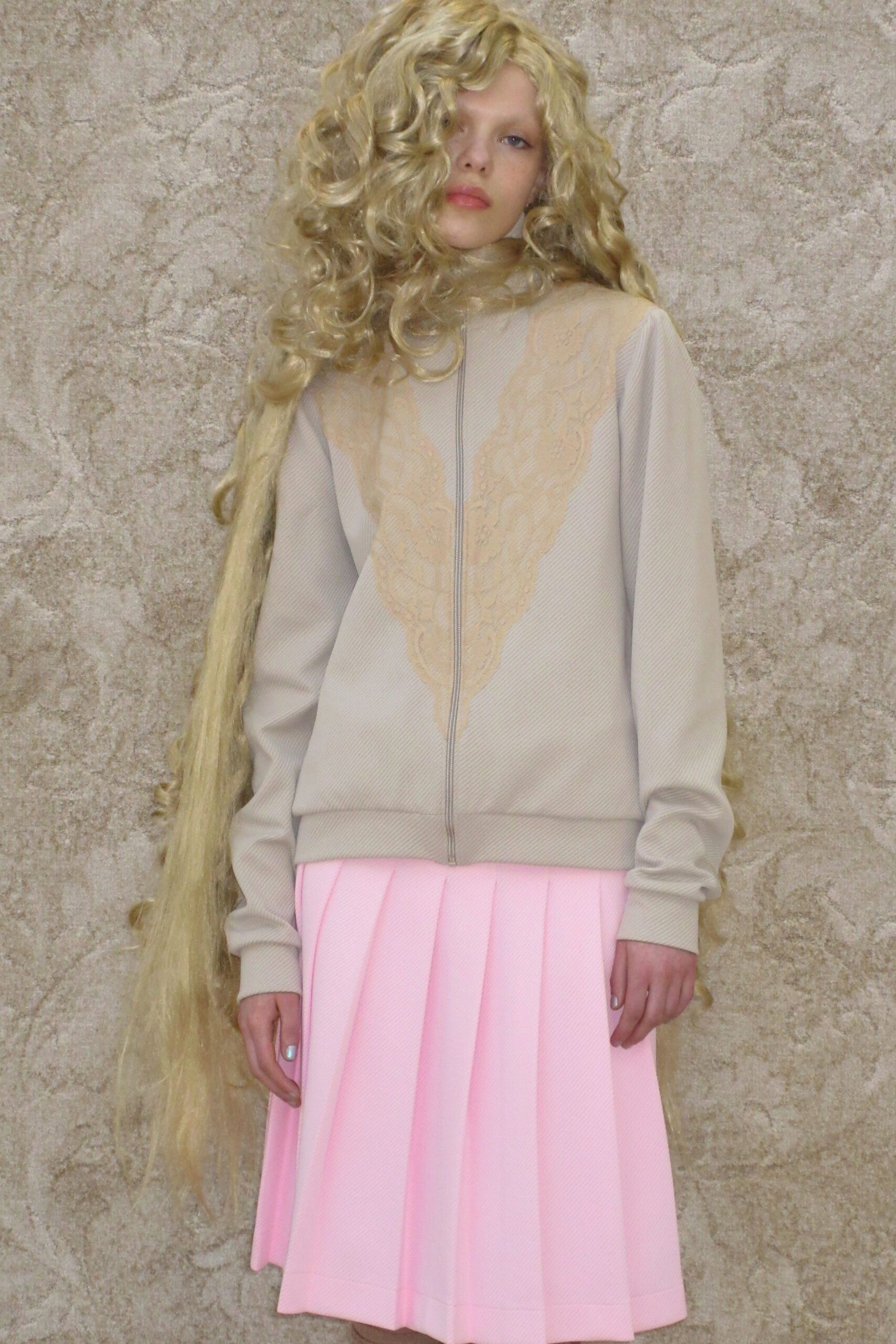 beige cotton long-sleeve fitted zippered embroidered jacket