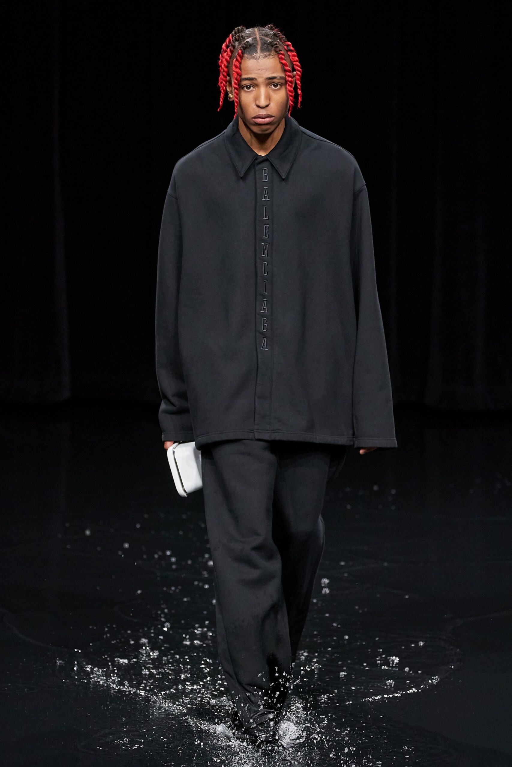 black cotton long-sleeve collared oversized shirt