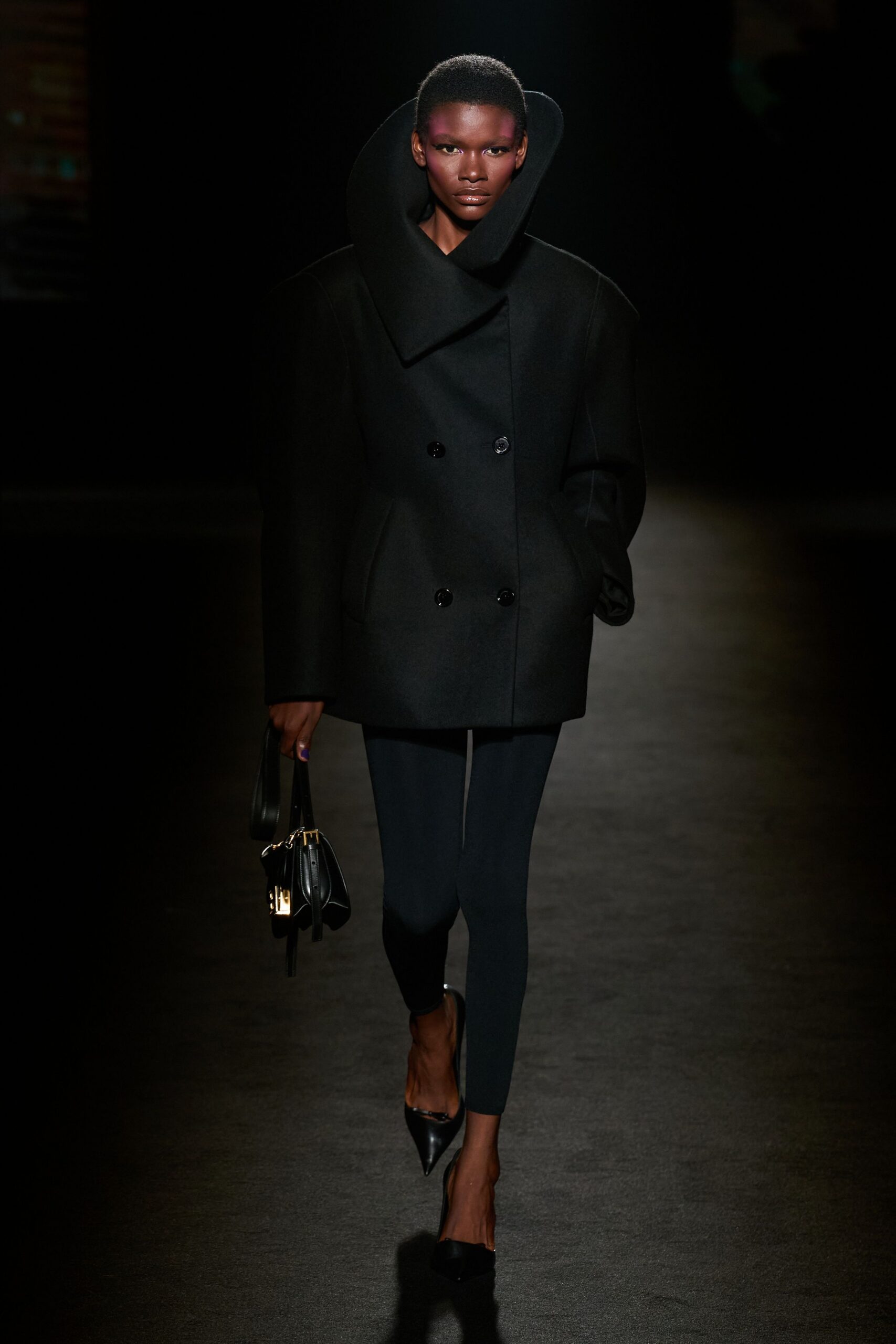 black wool long-sleeve collared oversized coat
