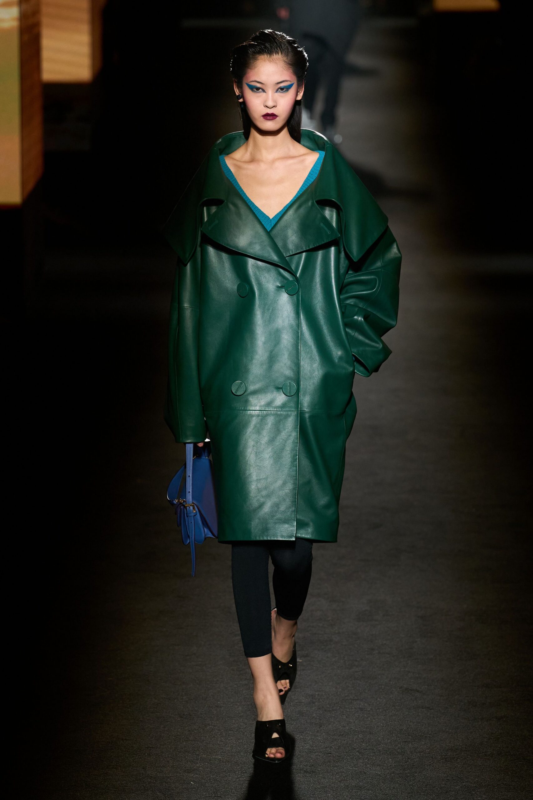 green leather long-sleeve collared oversized coat