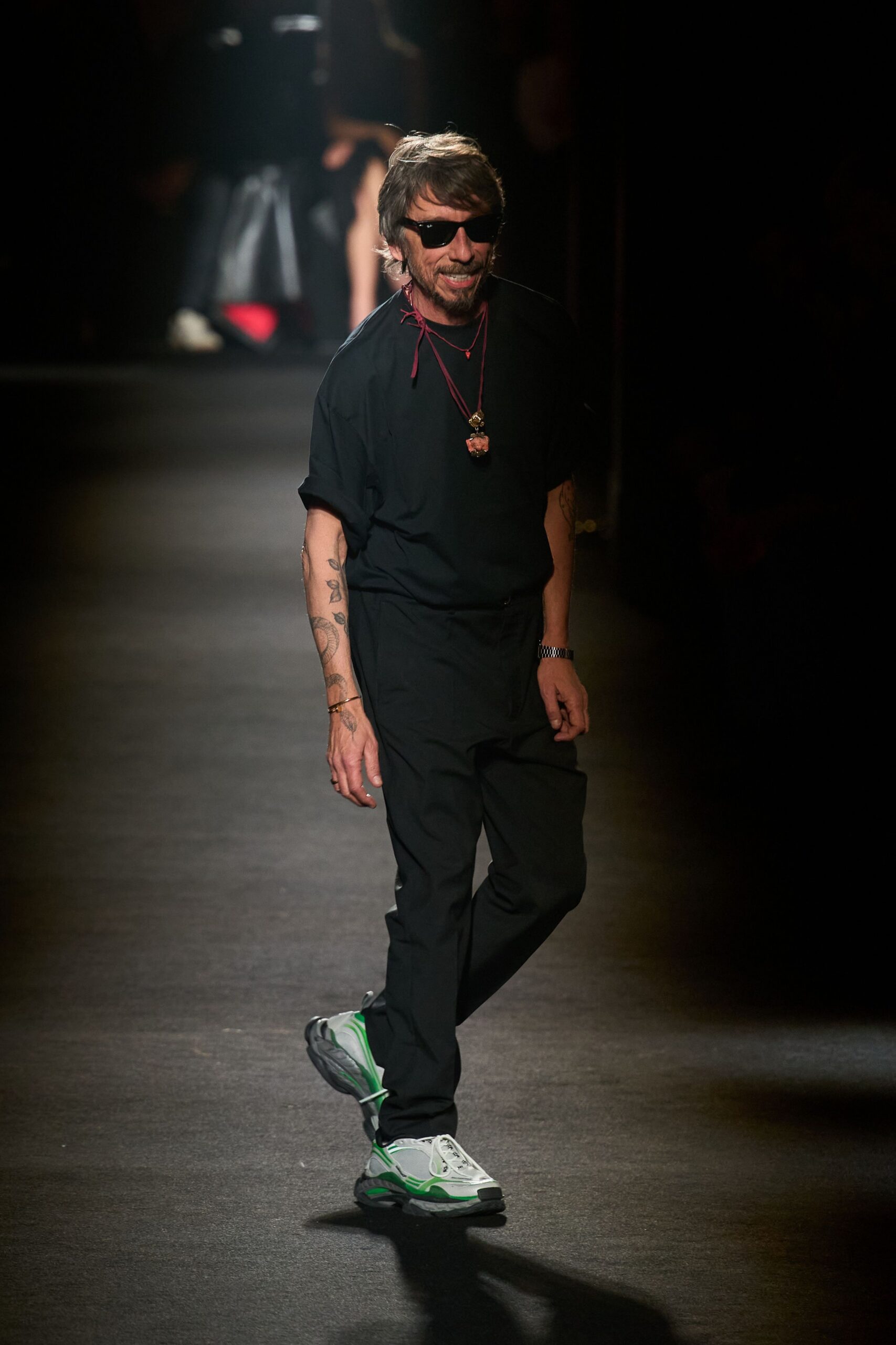 black relaxed shirt and pants