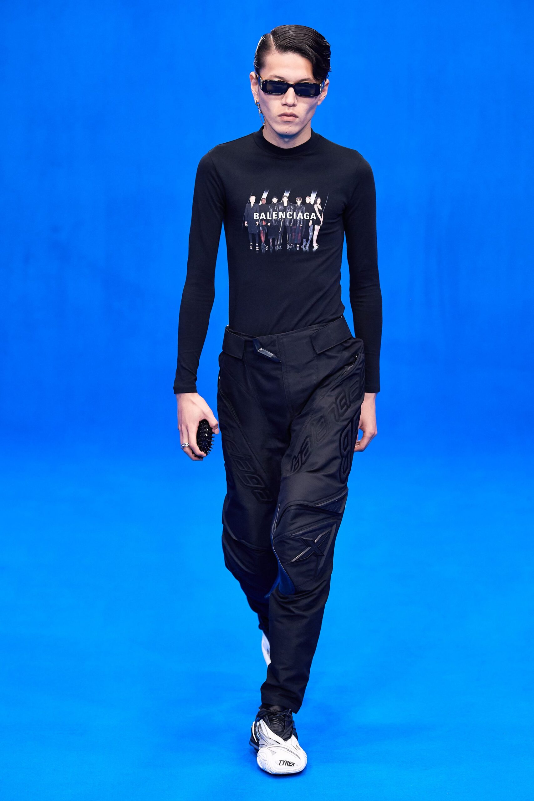 black fitted top and relaxed pants