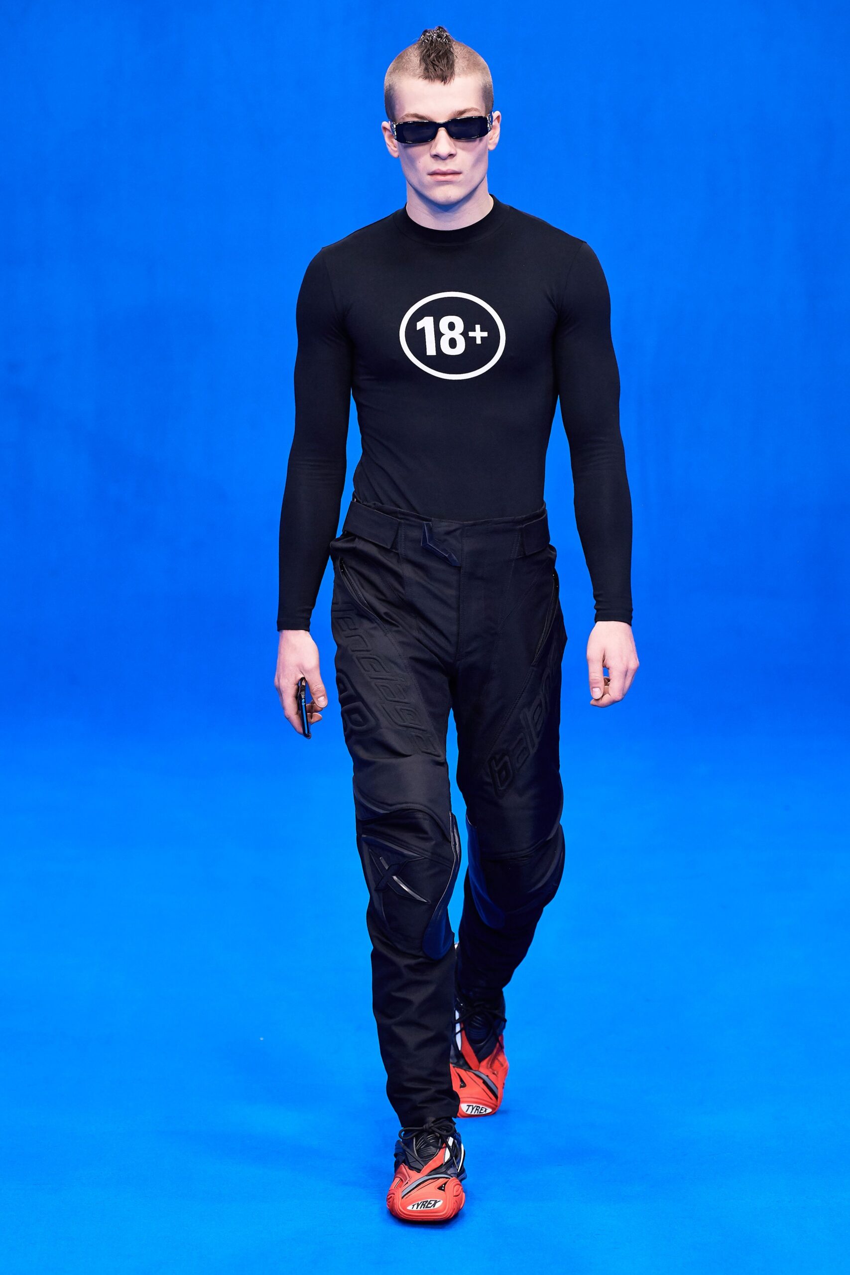 black fitted top with printed detail