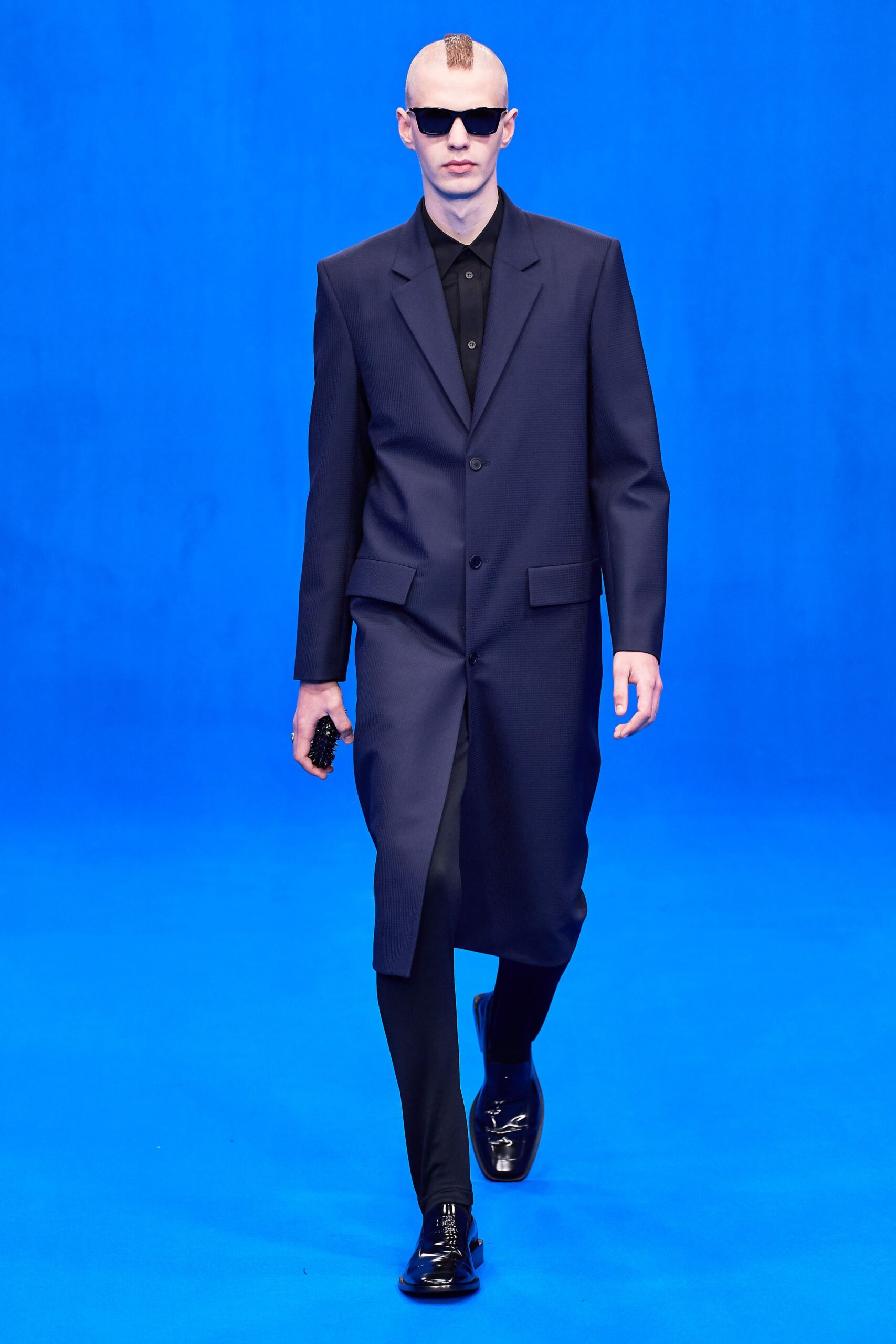 blue blazer black shirt