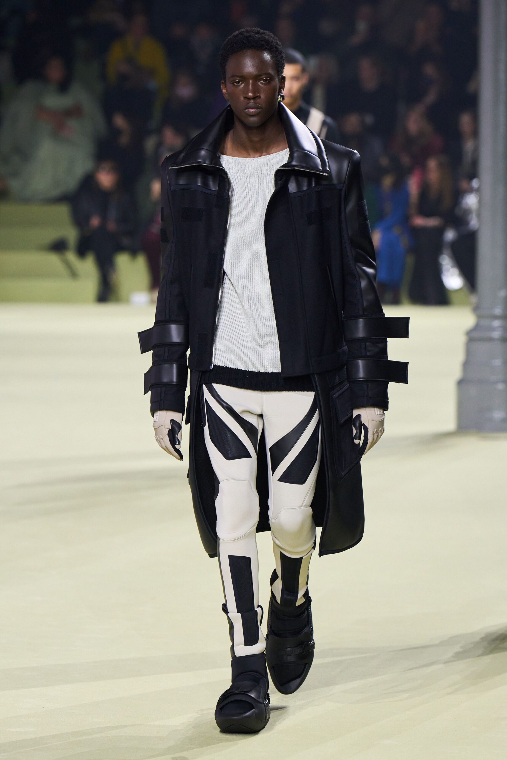 black leather long-sleeve collared structured zippered coat