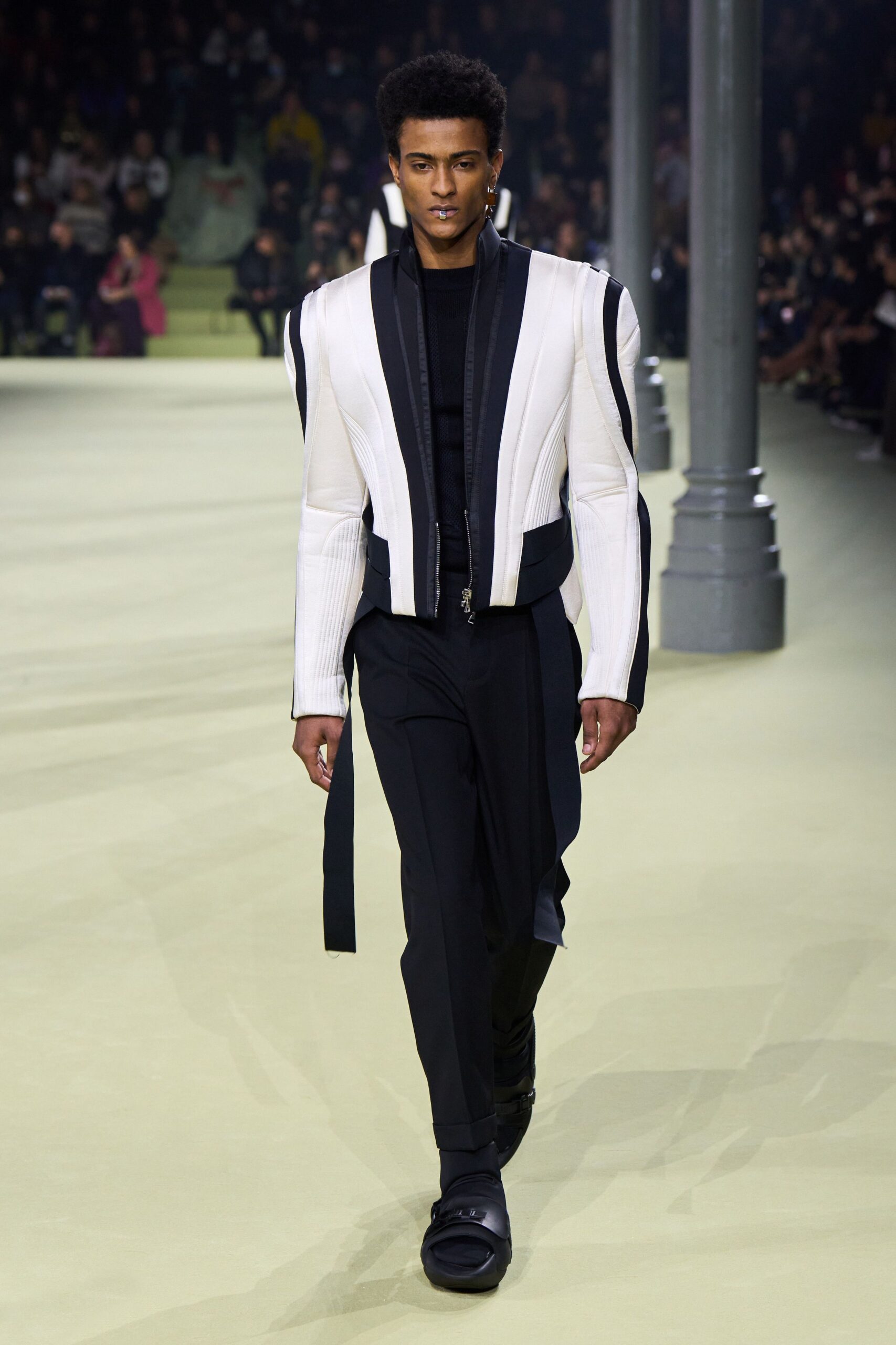 white cotton long-sleeve collared structured zippered layered jacket