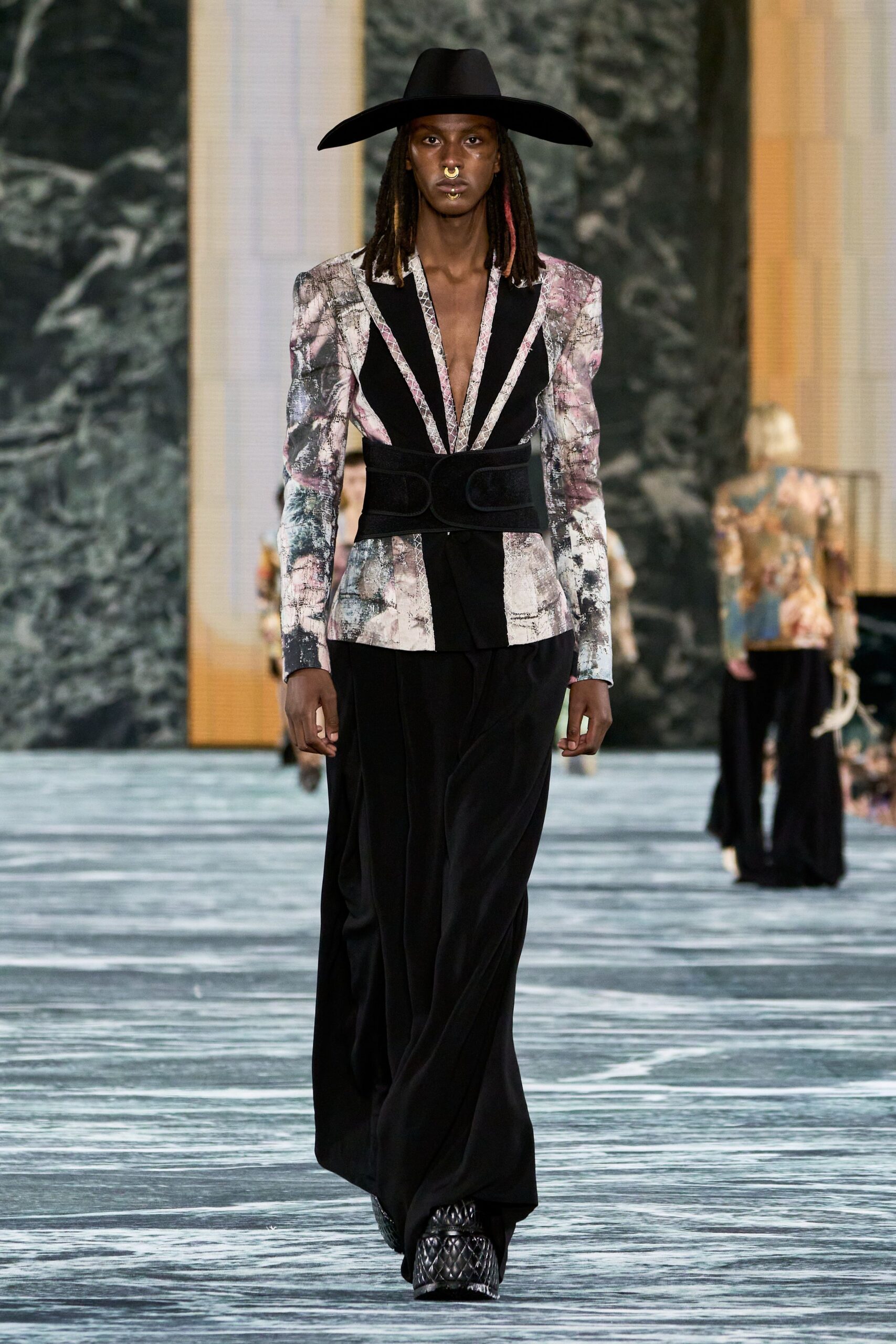 Balmain Spring 2023 Menswear Look 20