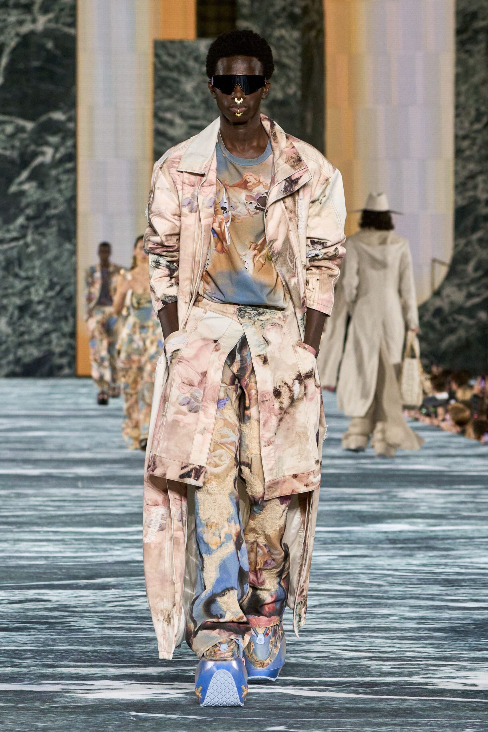 multi silk long-sleeve collared relaxed layered coat