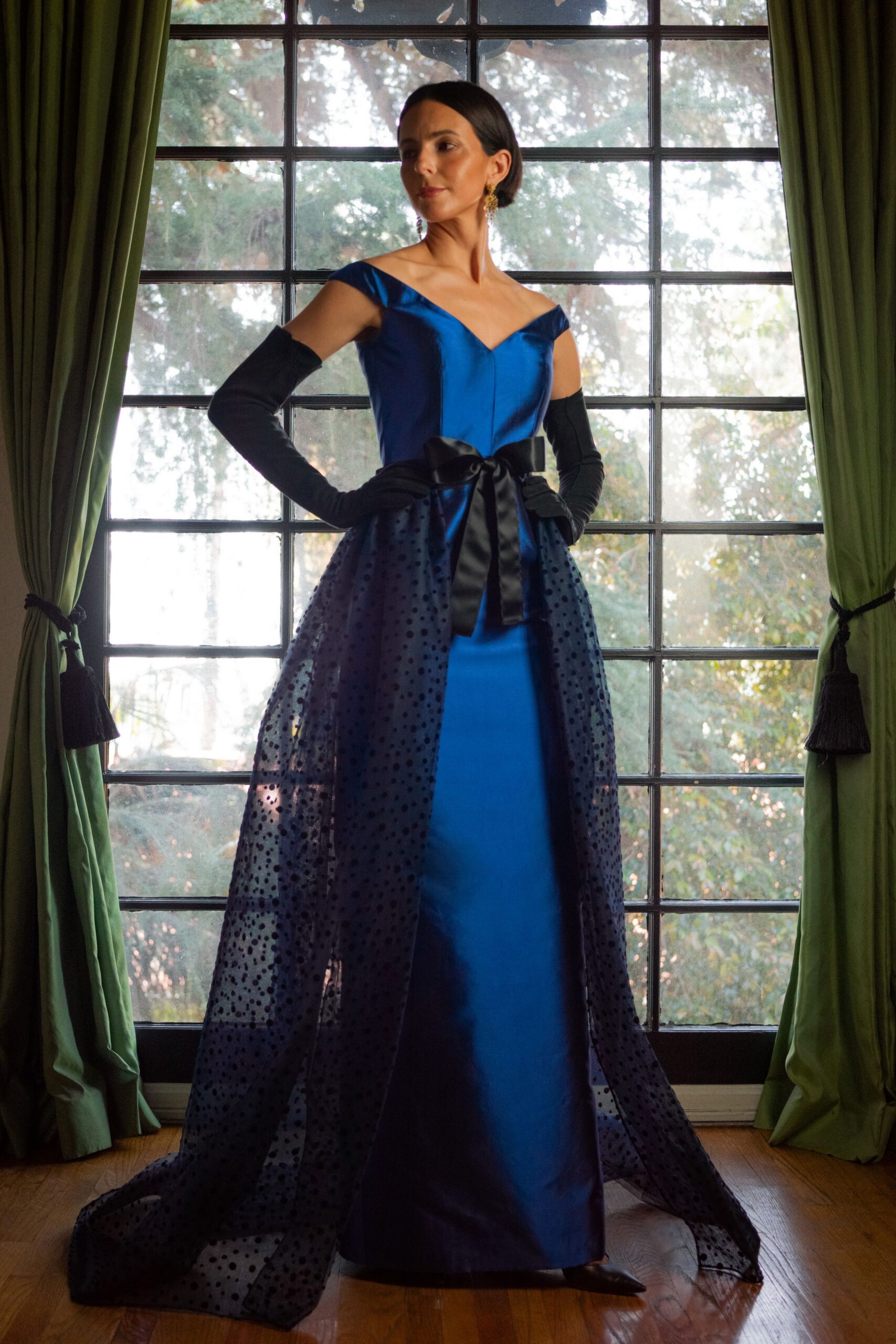 black tulle relaxed polka-dot sheer cape