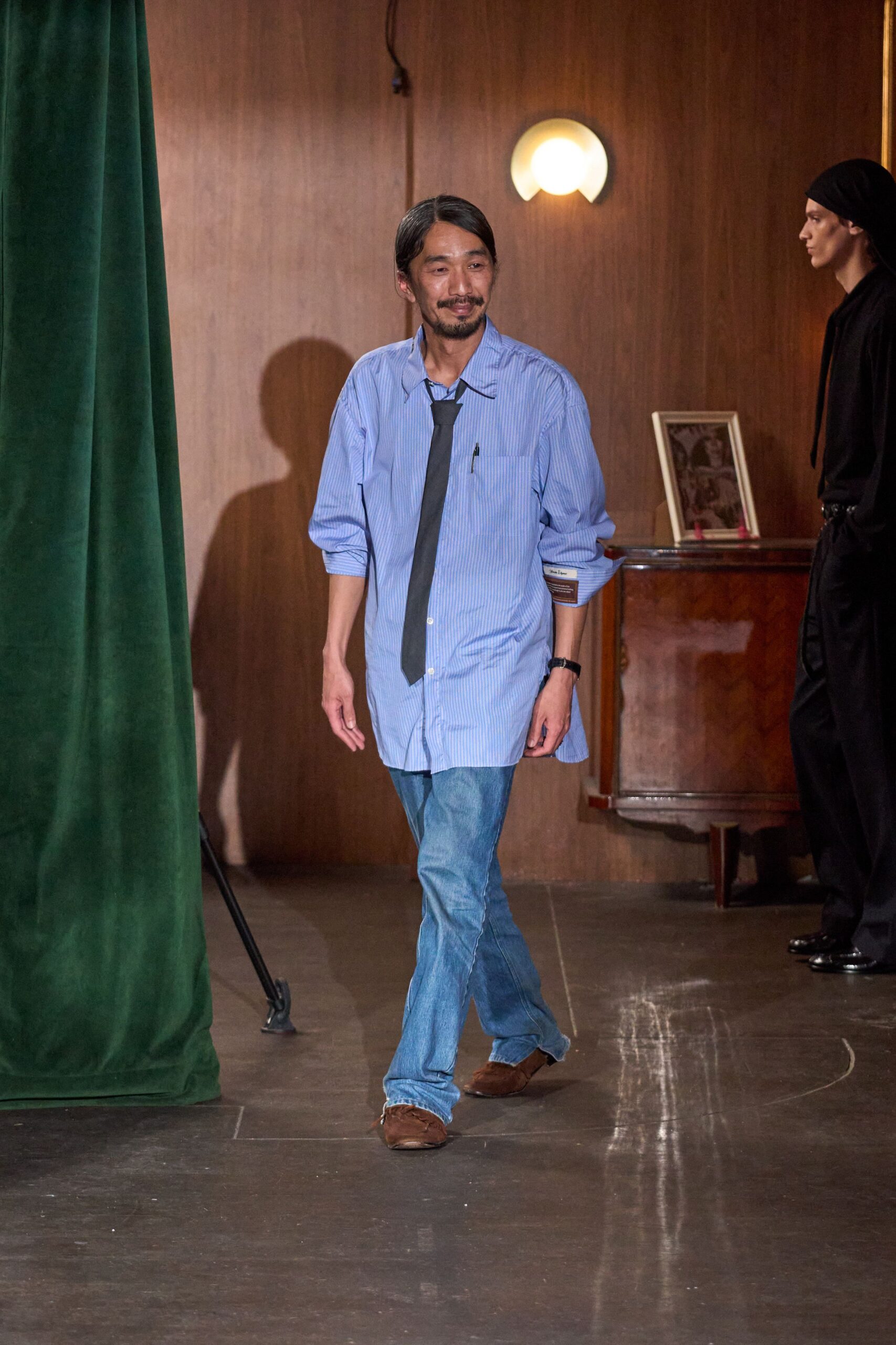 blue cotton shirt with denim pants