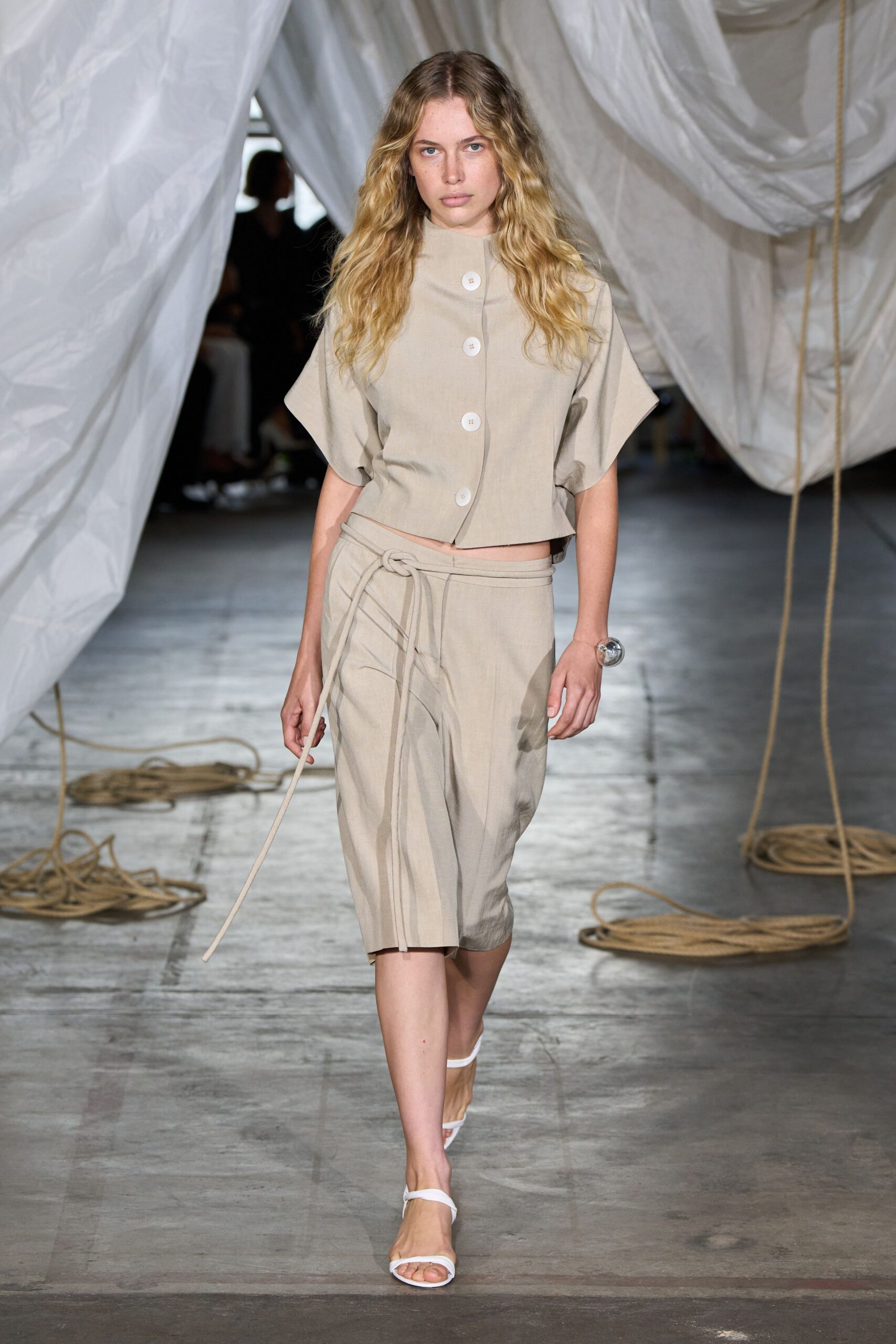 beige cotton short-sleeve collared relaxed buttoned top