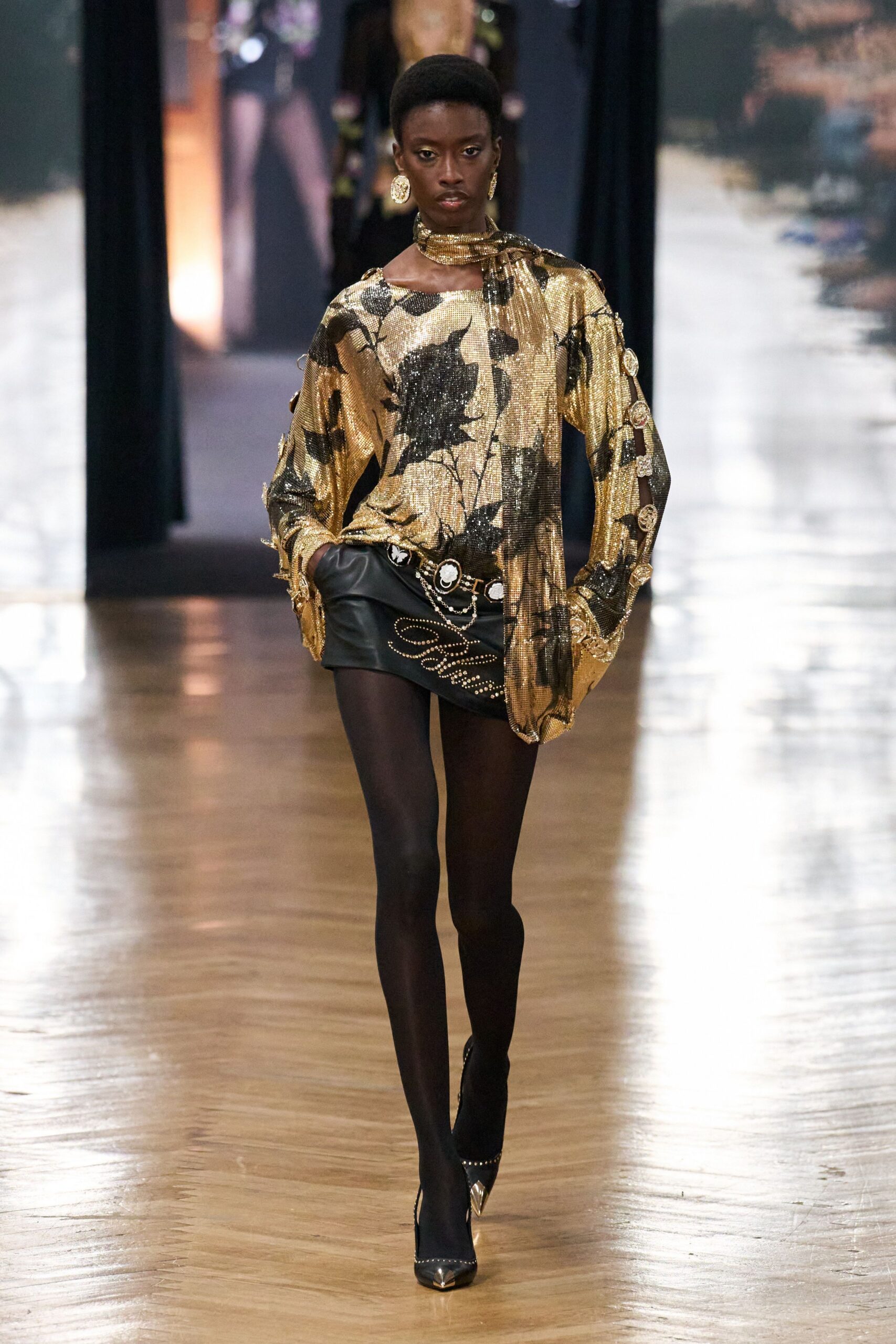 gold silk long-sleeve v-neck relaxed printed shiny top