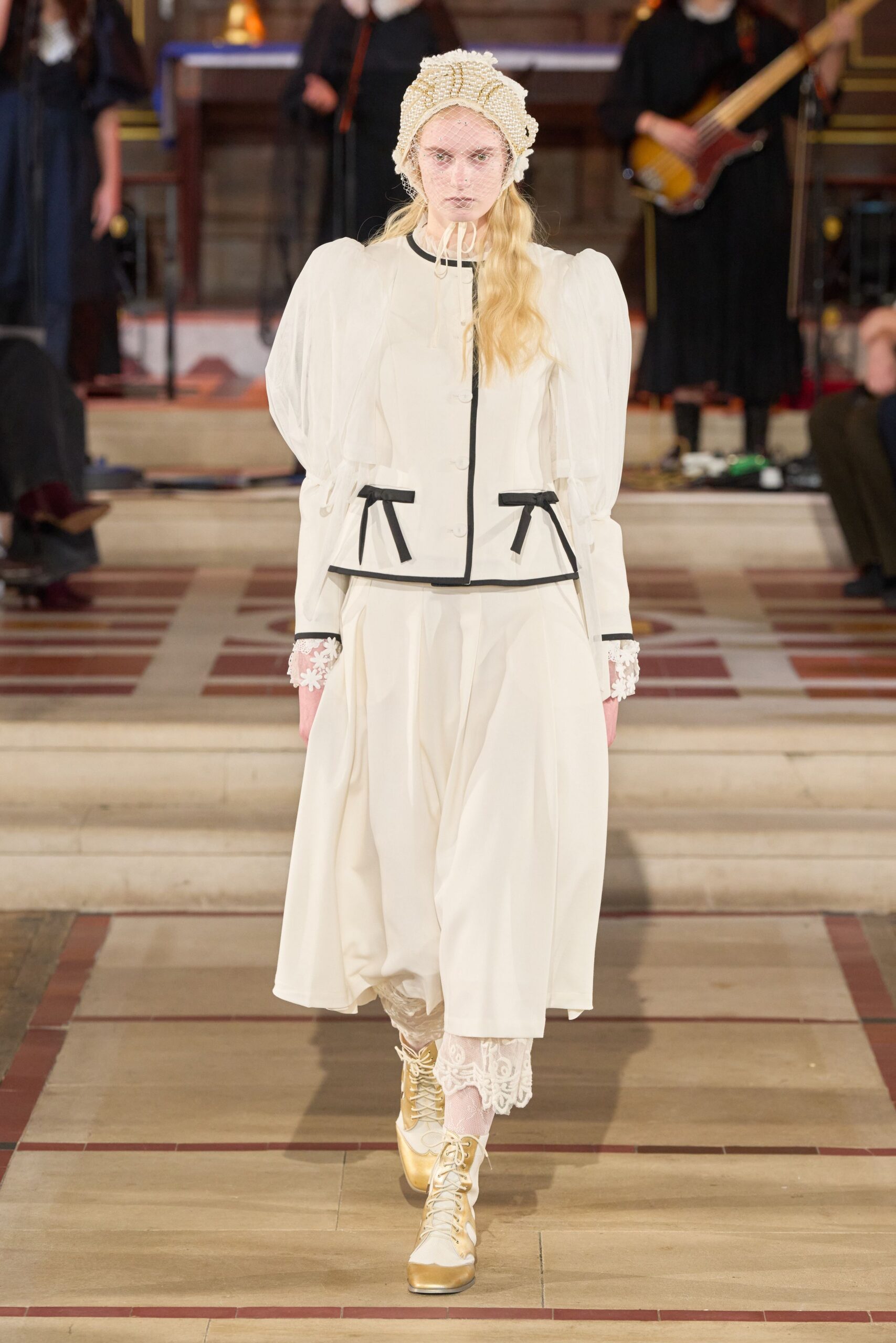 Bora Aksu Fall 2026 Ready-to-Wear Look 1