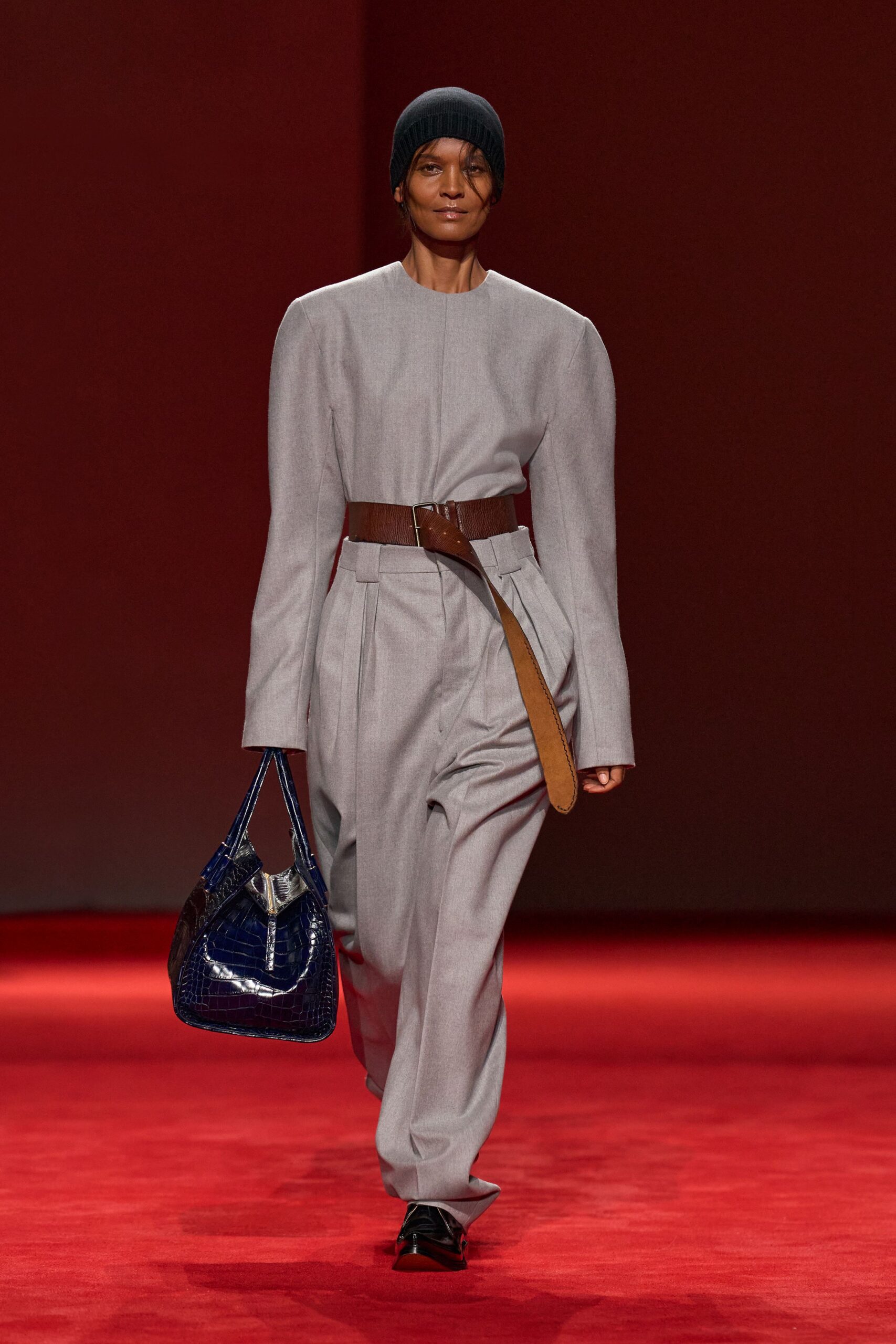 gray wool long-sleeve collared tailored pleated belted suit