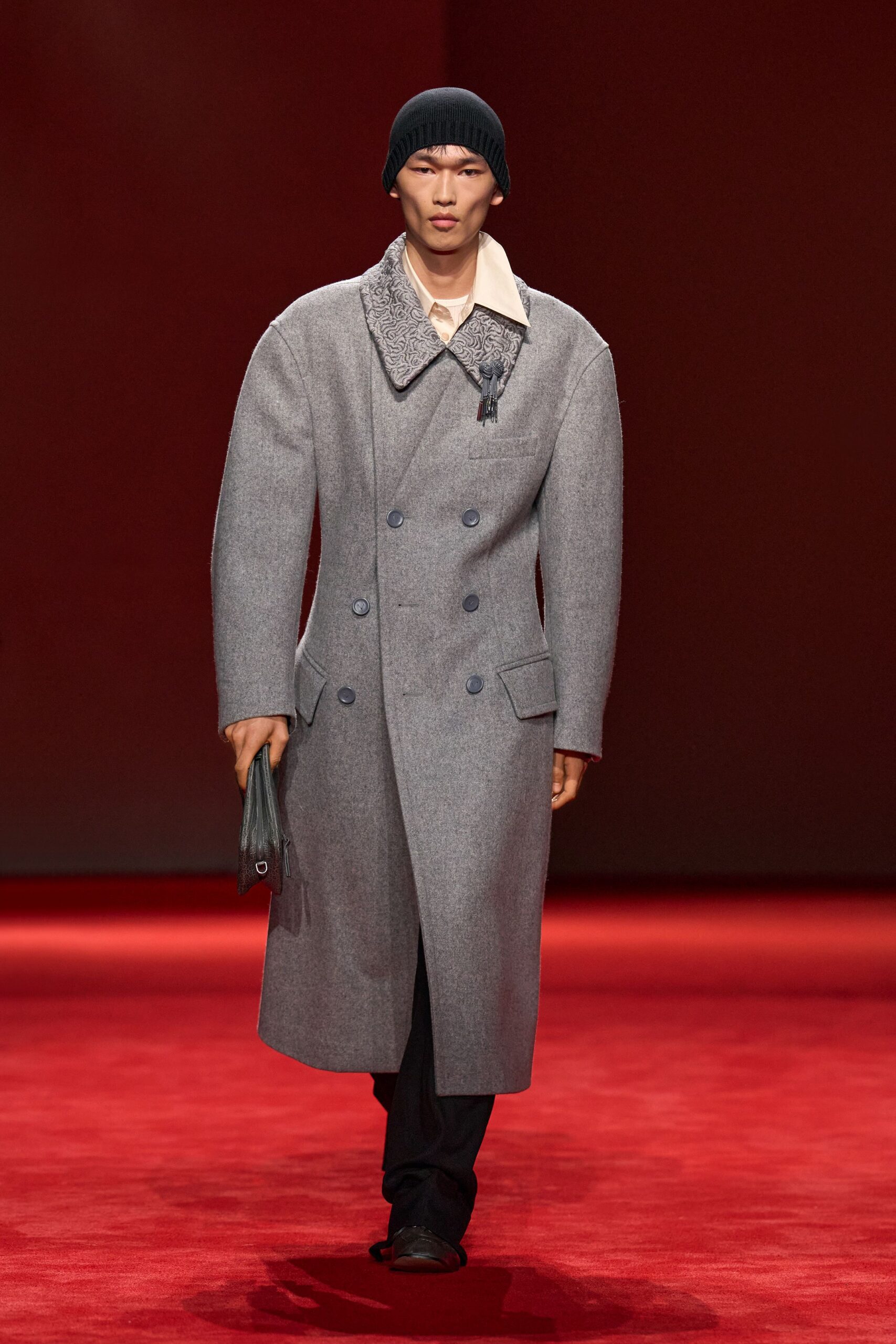 gray wool long-sleeve collared relaxed pockets coat