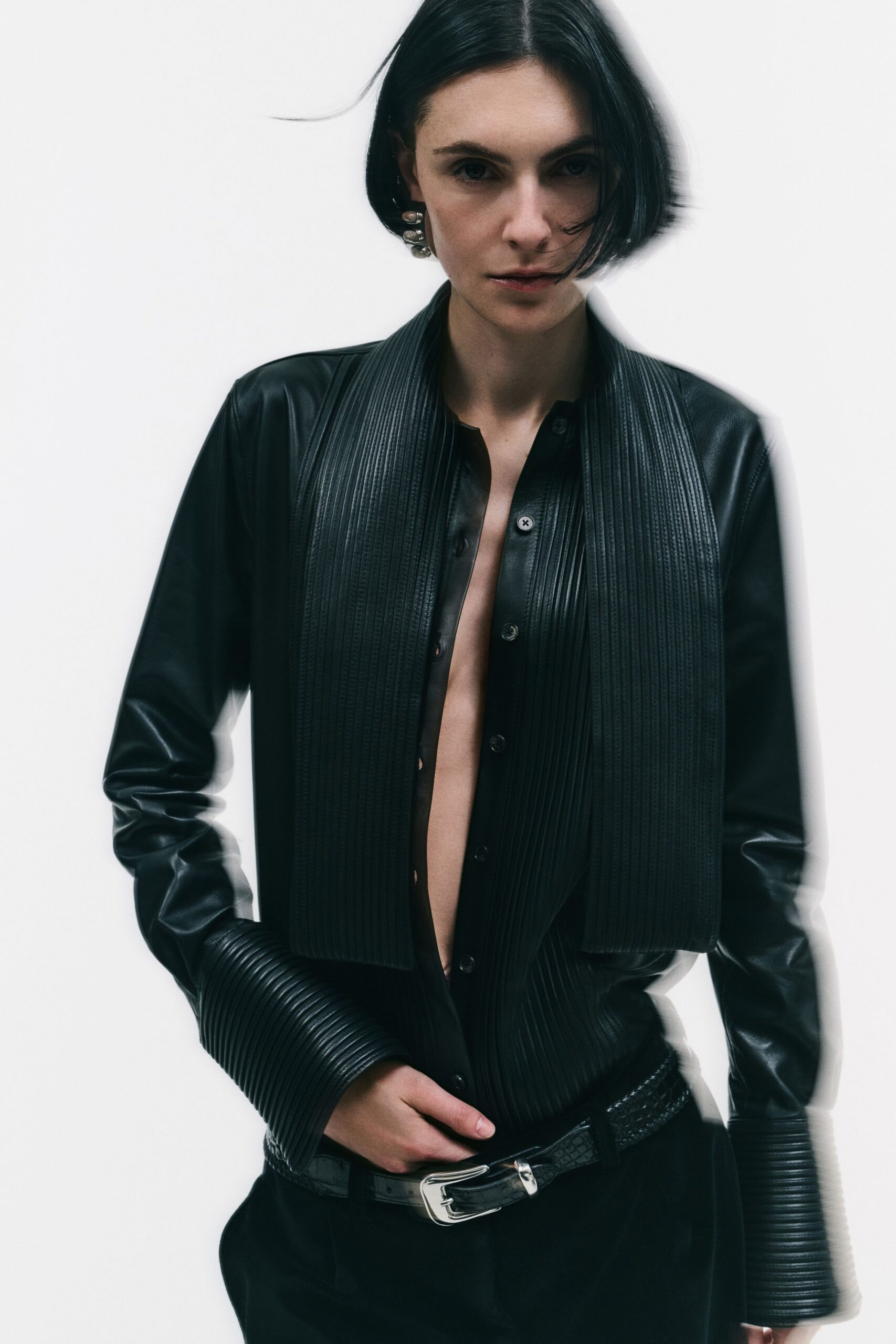 black leather long-sleeve collared fitted pleated shirt