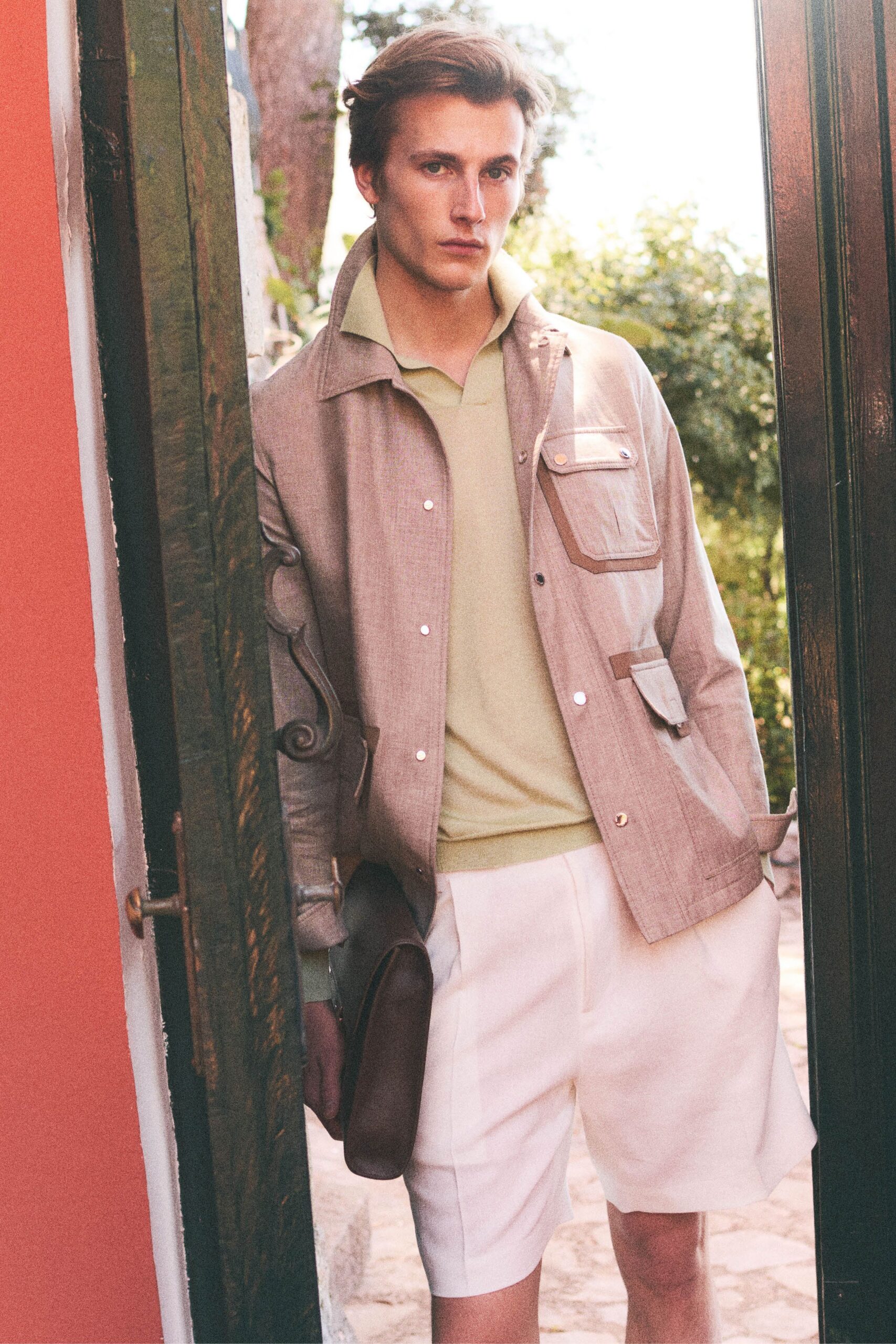 beige cotton long-sleeve collared relaxed buttoned pockets jacket