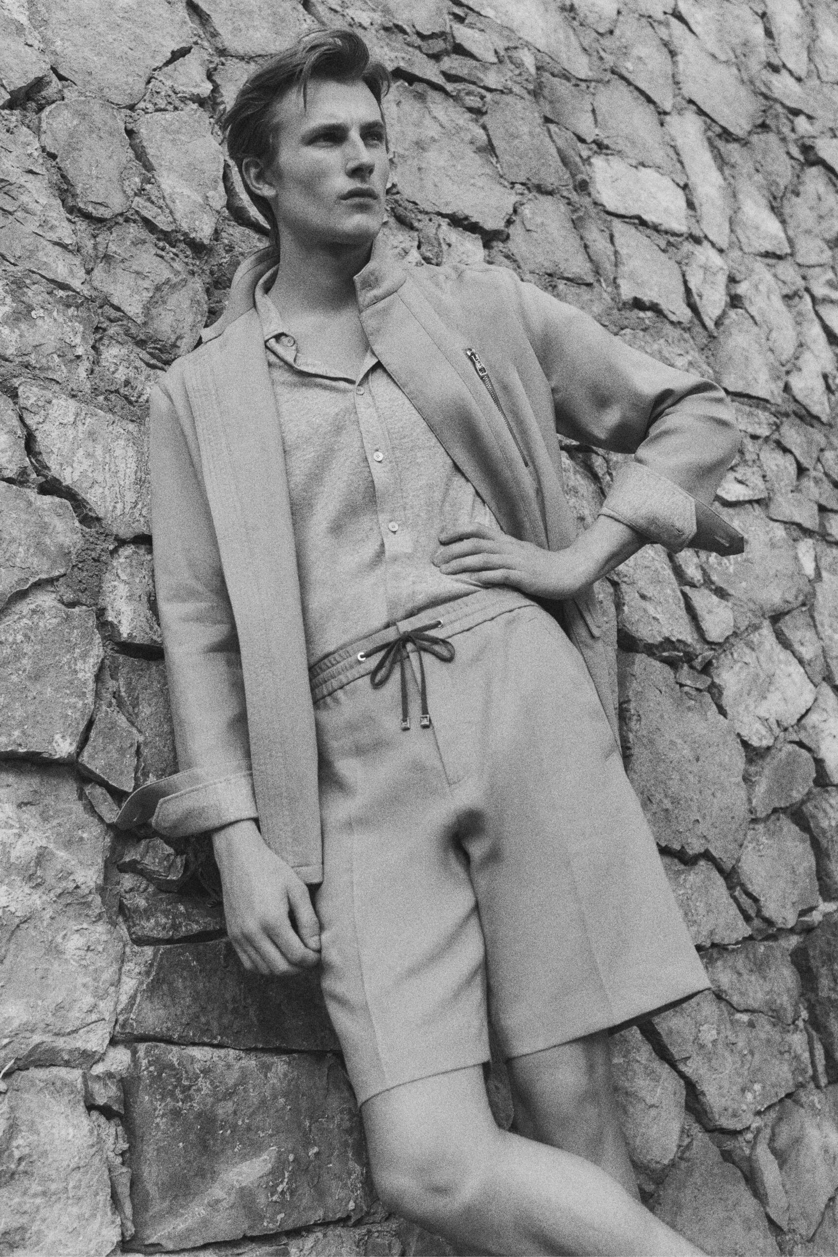 beige cotton long-sleeve collared relaxed buttoned jacket