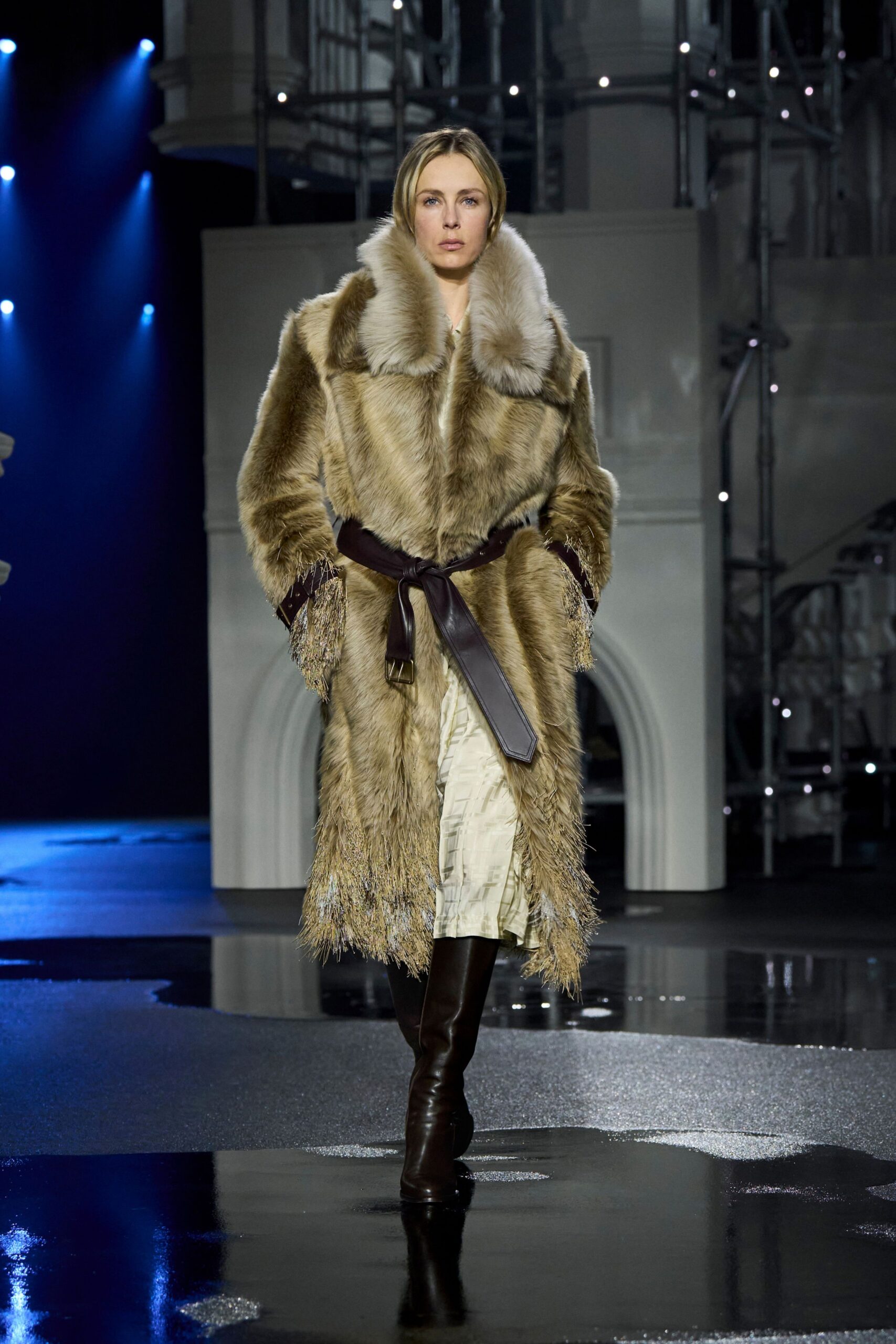 brown fur long-sleeve collared relaxed fringed maxi coat