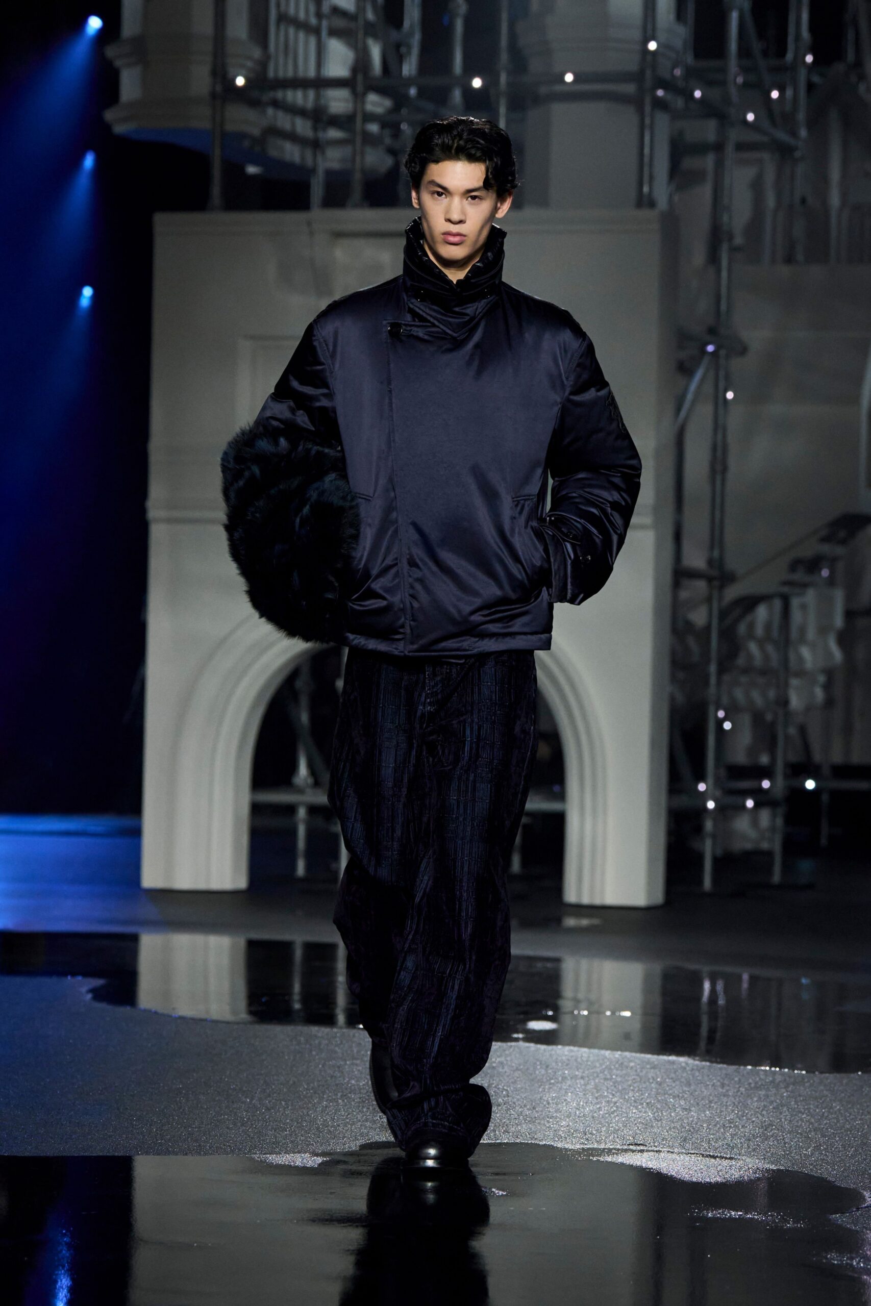 black silk long-sleeve collared relaxed padded jacket