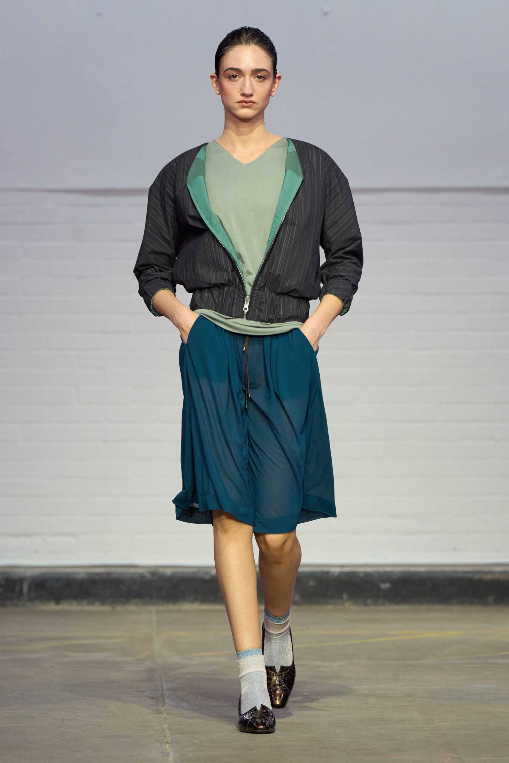 black cotton long-sleeve collared relaxed striped zippered jacket