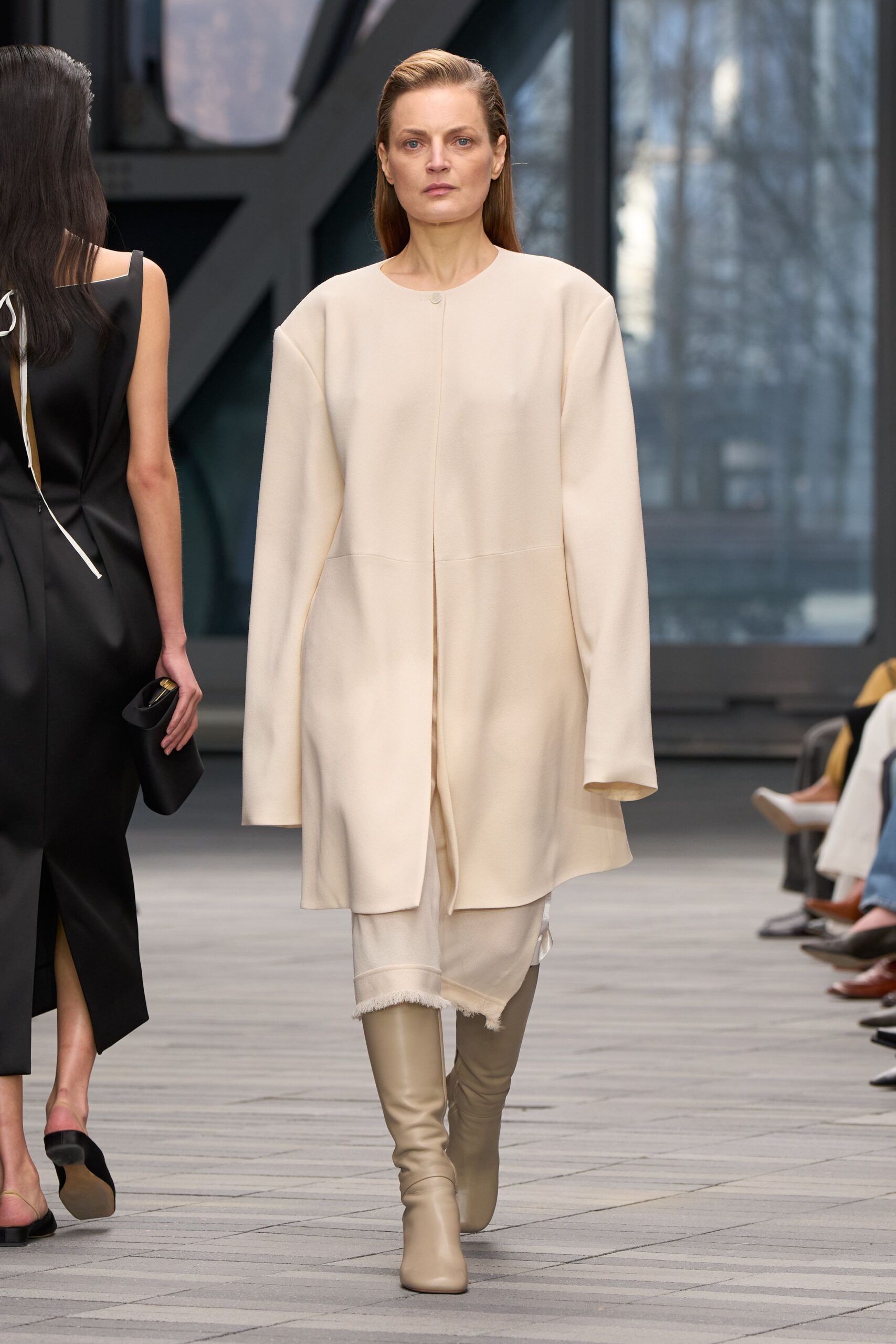 Calvin Klein Collection Fall 2026 Ready-to-Wear Look 16