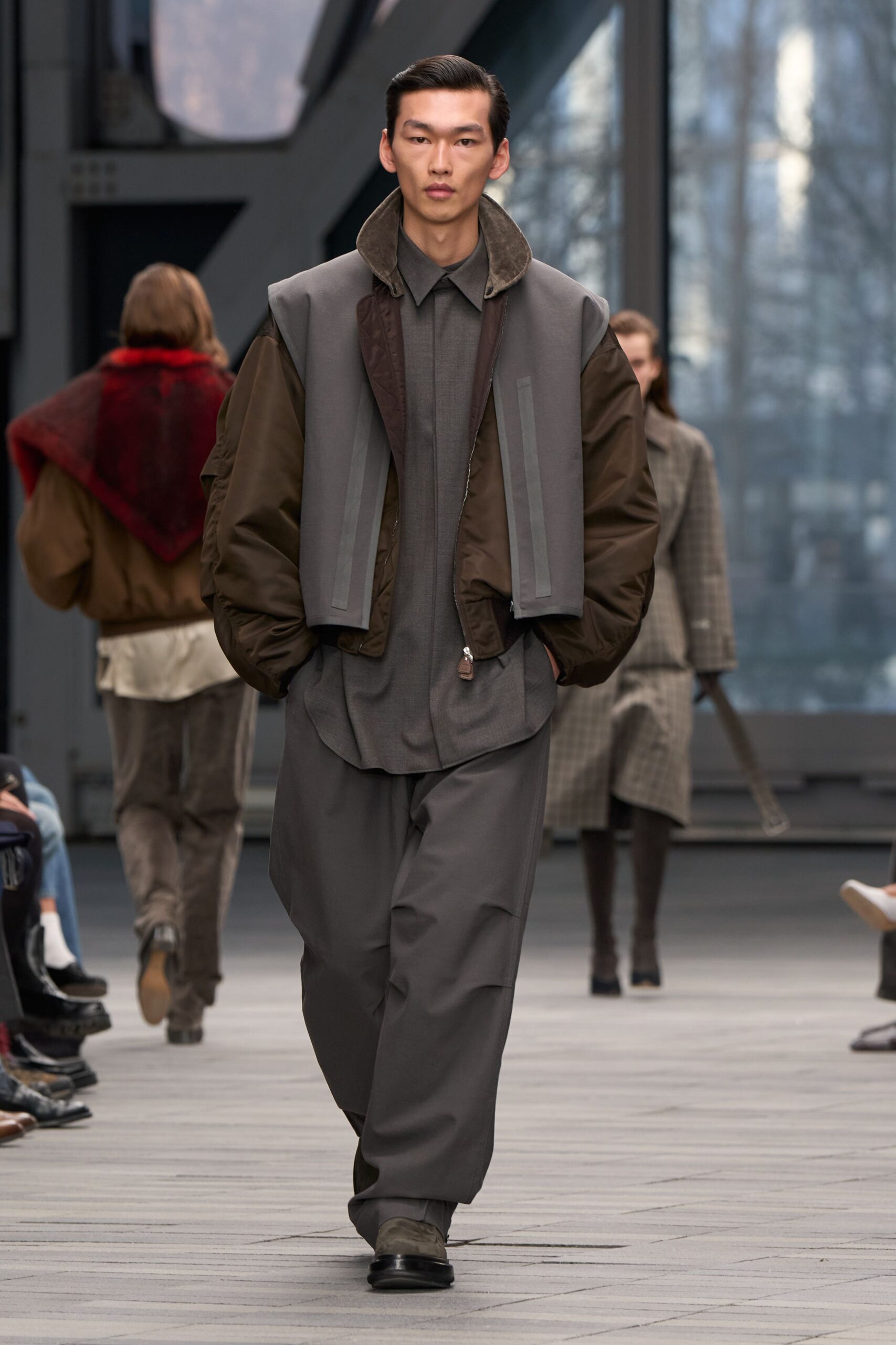 brown cotton long-sleeve oversized zippered jacket