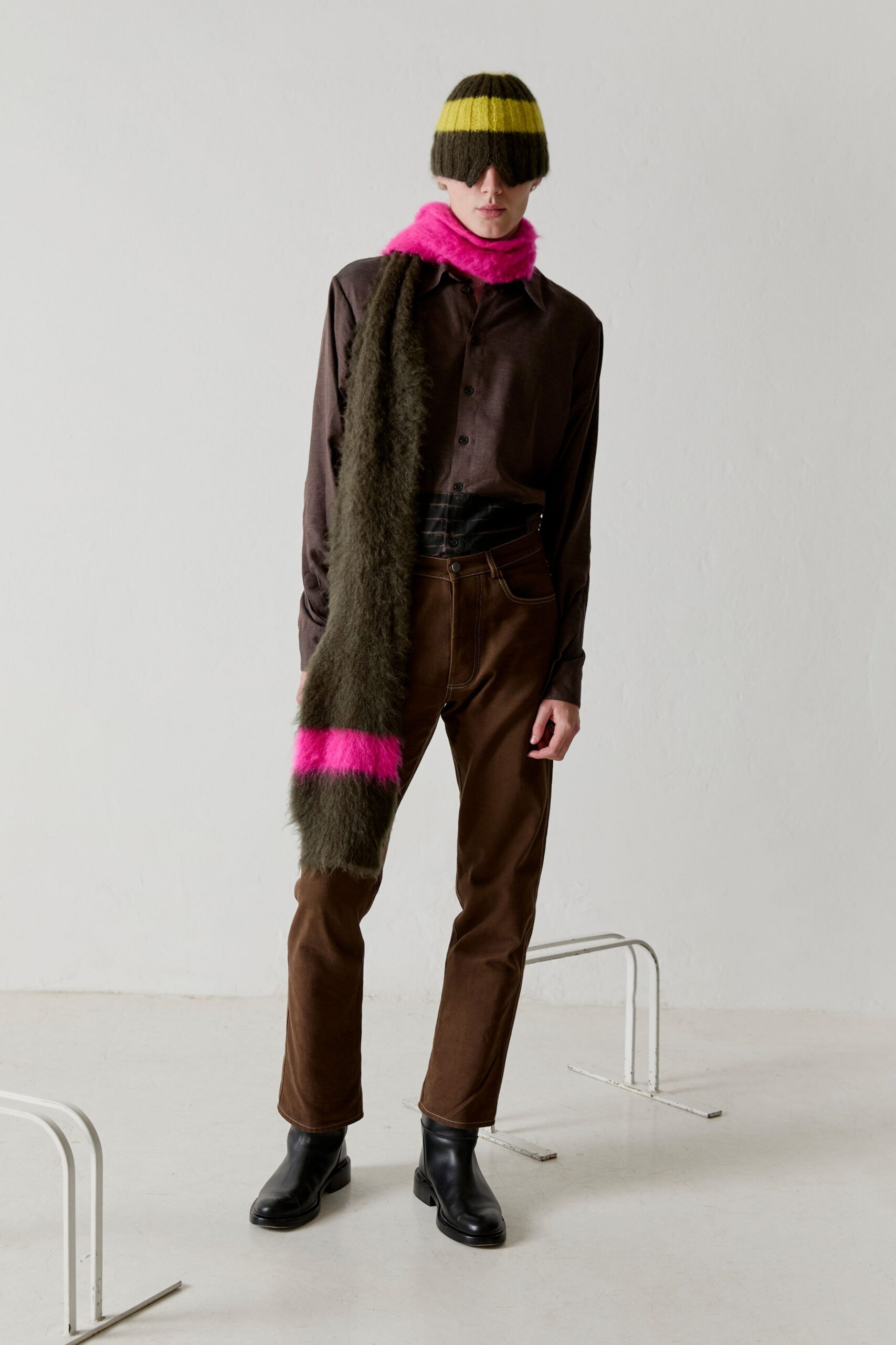 pink wool relaxed scarf